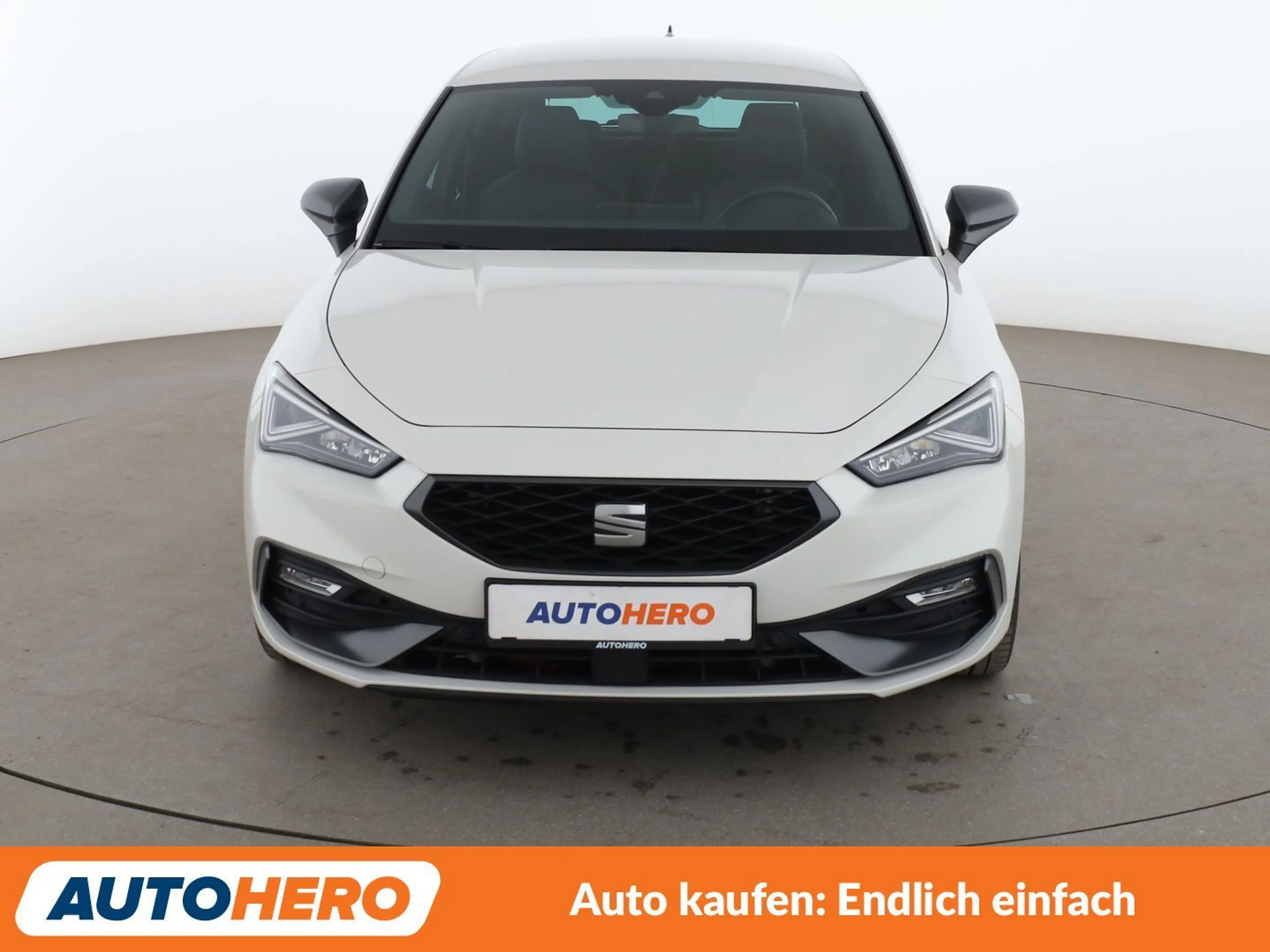 SEAT Leon e-Hybrid 1.4 TSI e-HYBRID FR Aut*NAVI*LED*ACC*CAM*PDC*SHZ* — photo 9