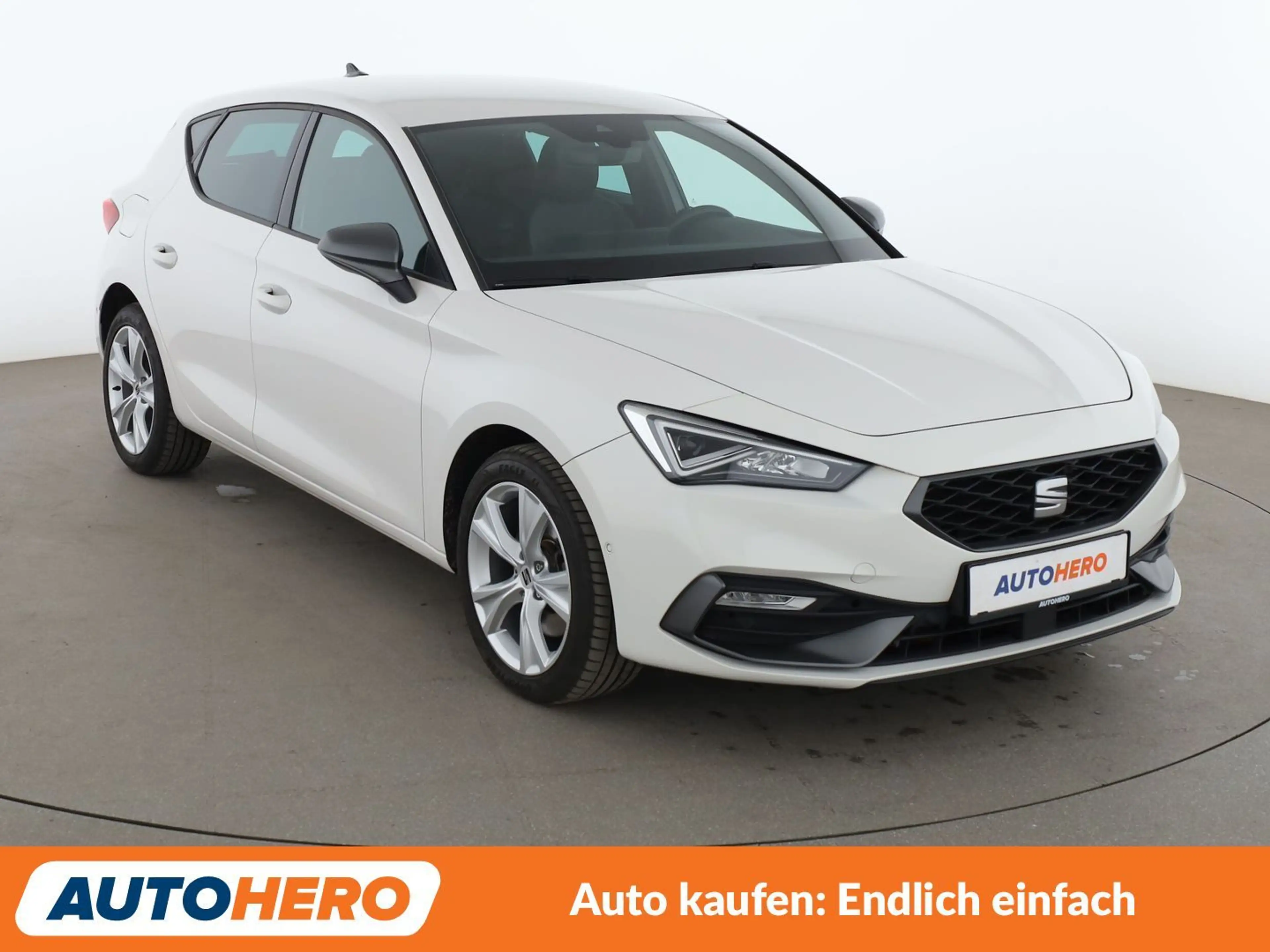 SEAT Leon e-Hybrid 1.4 TSI e-HYBRID FR Aut*NAVI*LED*ACC*CAM*PDC*SHZ* — photo 8