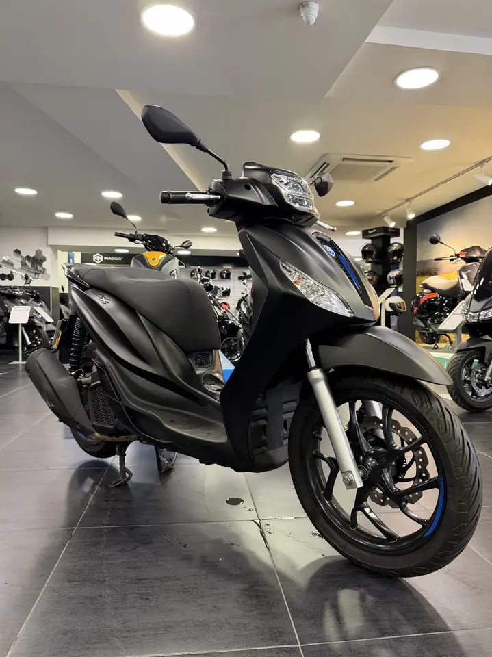 Piaggio Medley 125