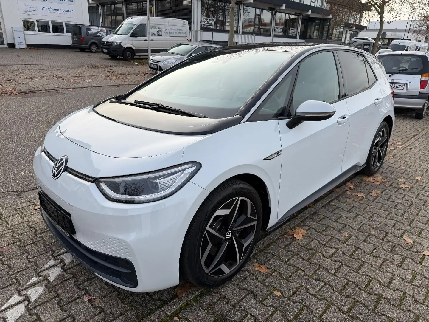 Volkswagen ID.3 Pro Performance 150 kW 1st Plus Weiß - 2