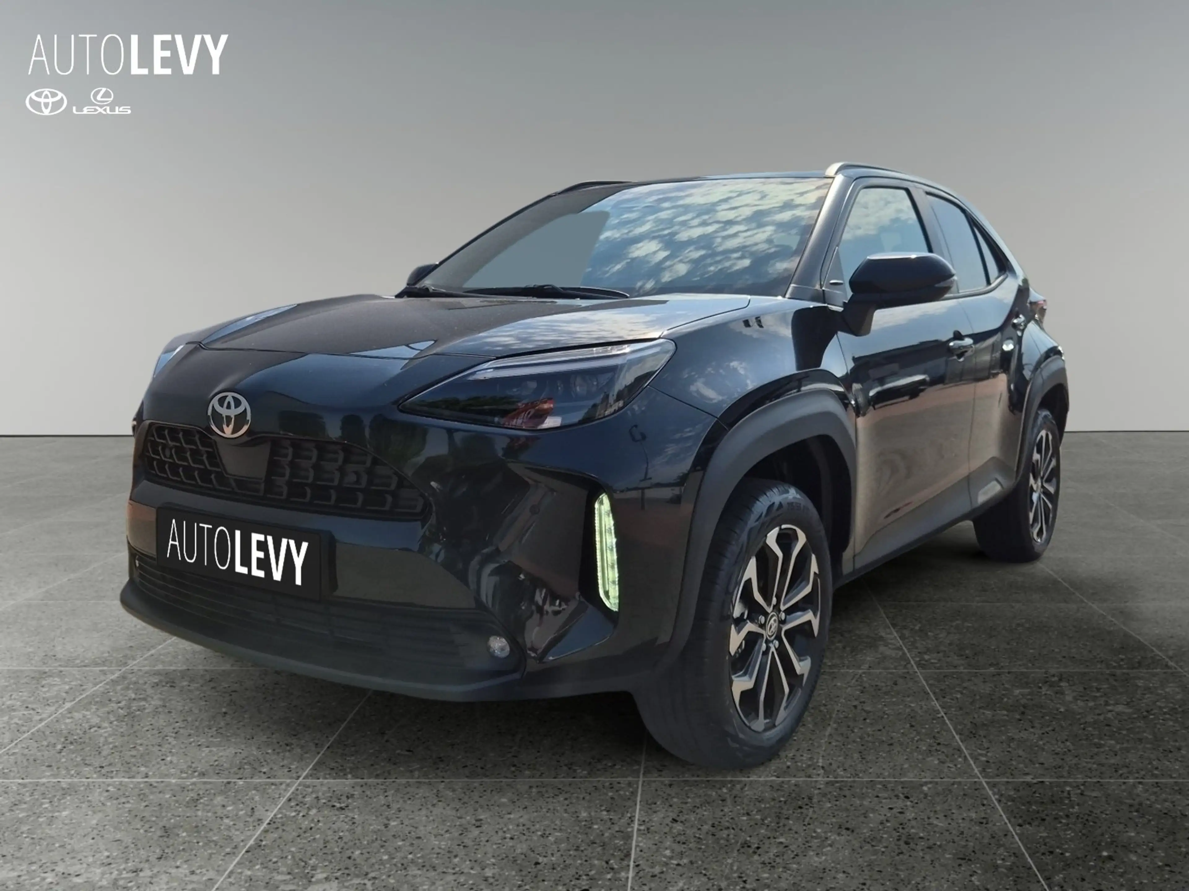 Toyota Yaris Cross 1.5 Hybrid Teamplayer SHZ/CARPLAY — photo 2
