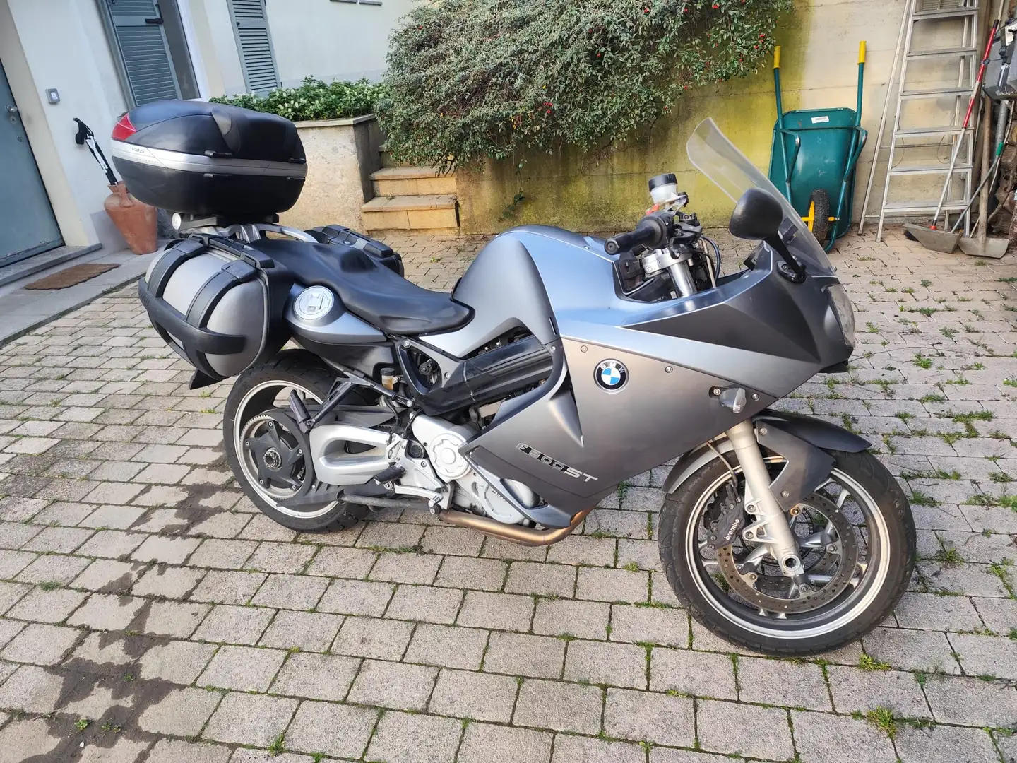 BMW F 800 ST Gris - 1