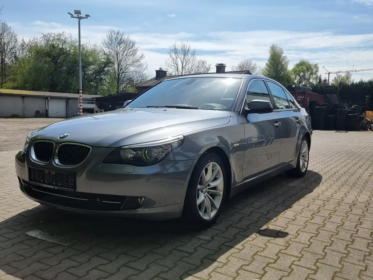 BMW 550