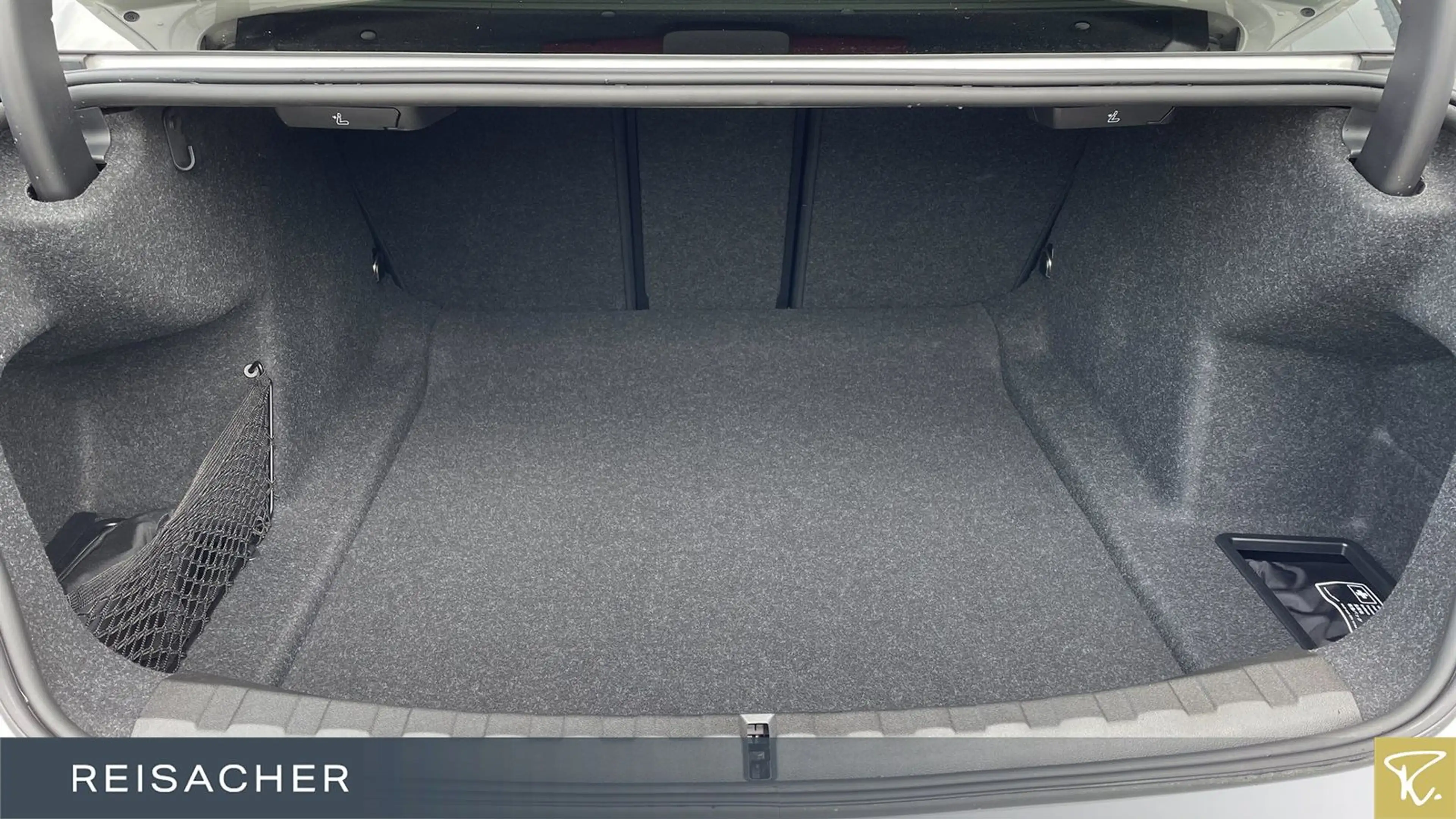 BMW 320 i Lim LiCo+ adLED ParkAss 17"LM Wireless — photo 10