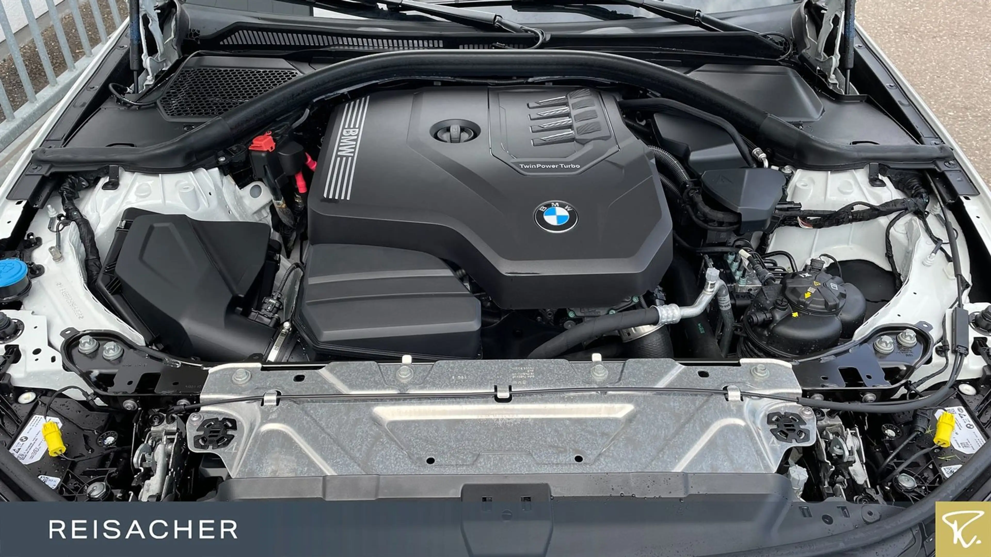 BMW 320 i Lim LiCo+ adLED ParkAss 17"LM Wireless — photo 7