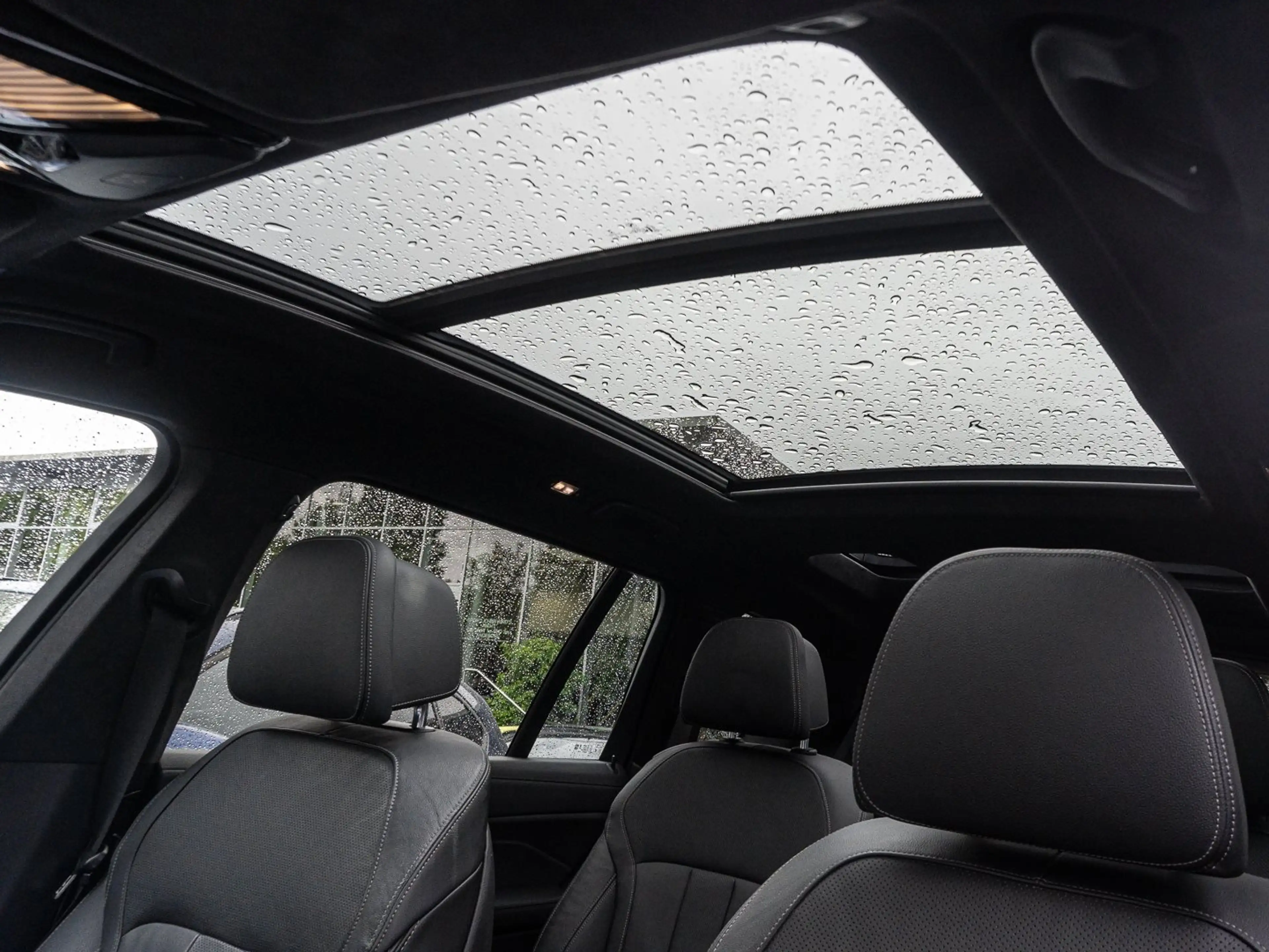 BMW X7 xDrive40d M Sport HUD PANO ACC AHK 360°KAM — photo 6