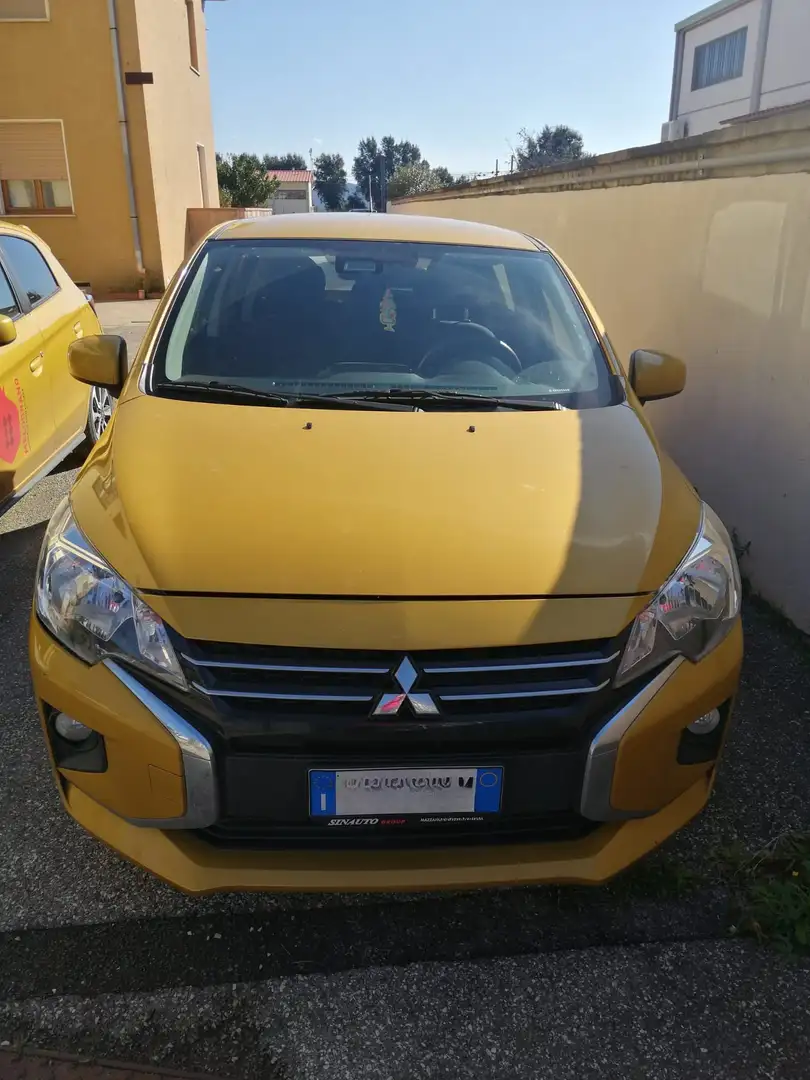 Mitsubishi Space Star Space Star II 2020 1.2 Intense sda Giallo - 1