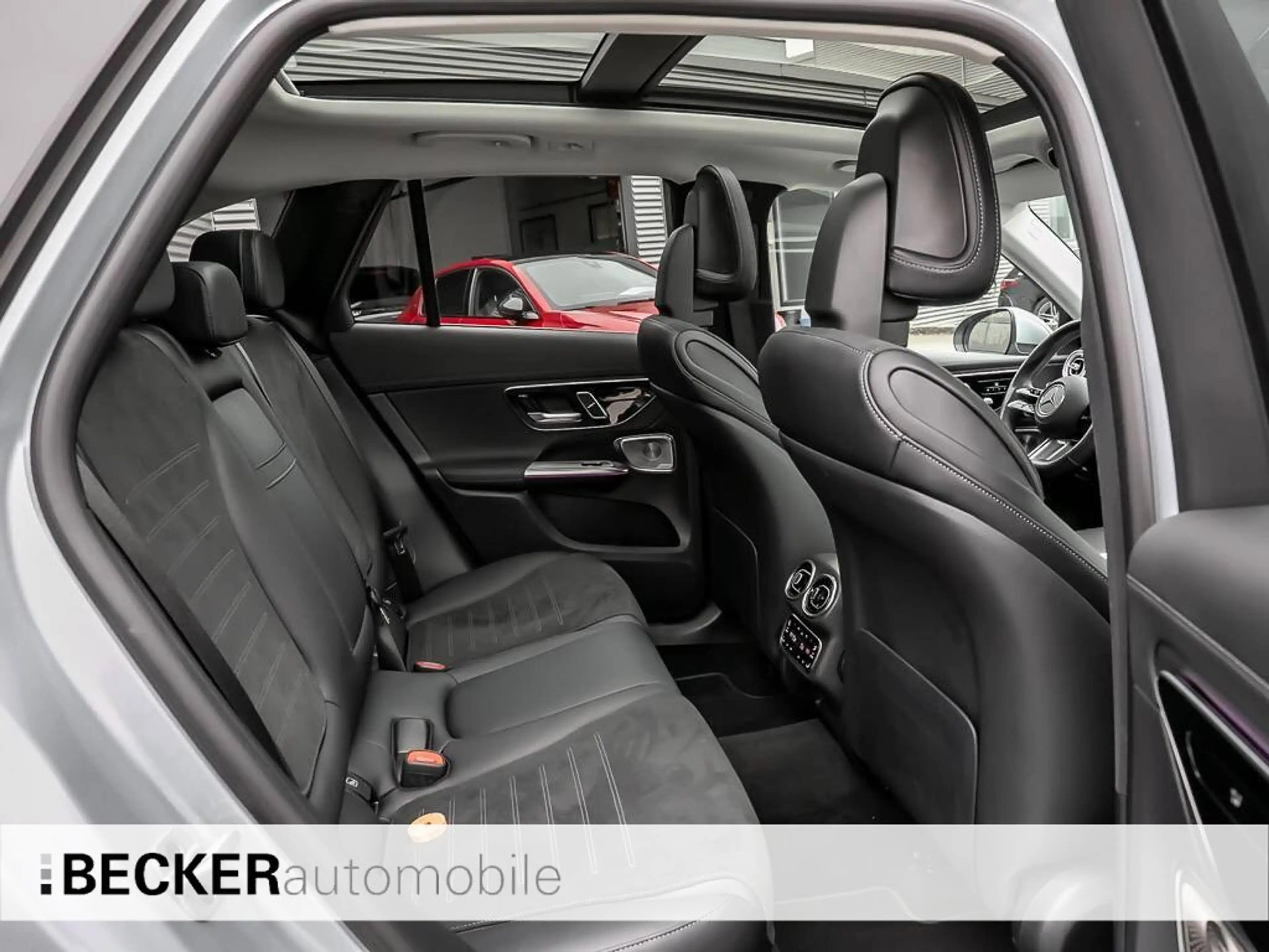 Mercedes-Benz GLC 450 GLC 450 d 4M AMG PREMIUM+ HUD AIRMATIC AHK PANO BC — photo 7