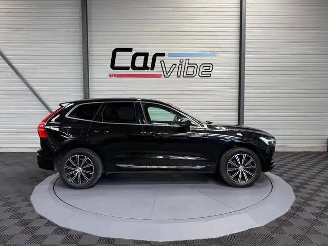 Volvo XC60 view 3