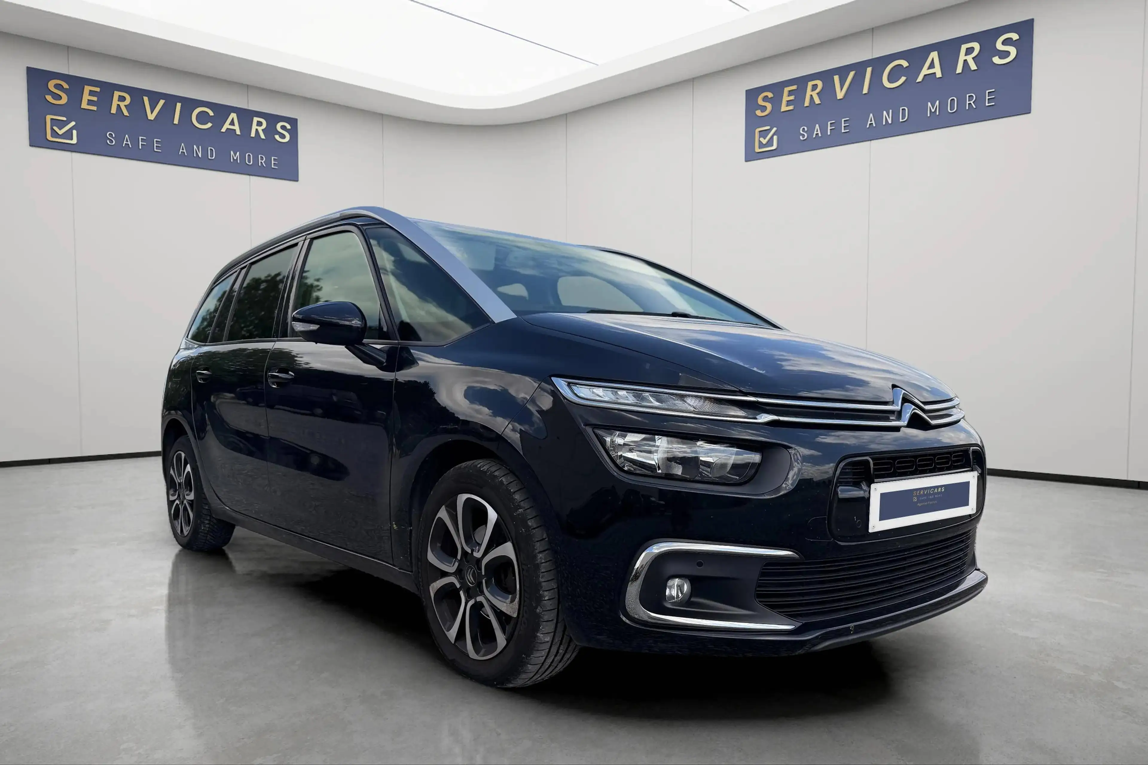 Citroen C4 SpaceTourer @ SERVICARS FLEURUS - CITROEN C4 Spacetourer 7PLACES 1.5 BlueHDi Live S - 12 mois garantie — photo 4