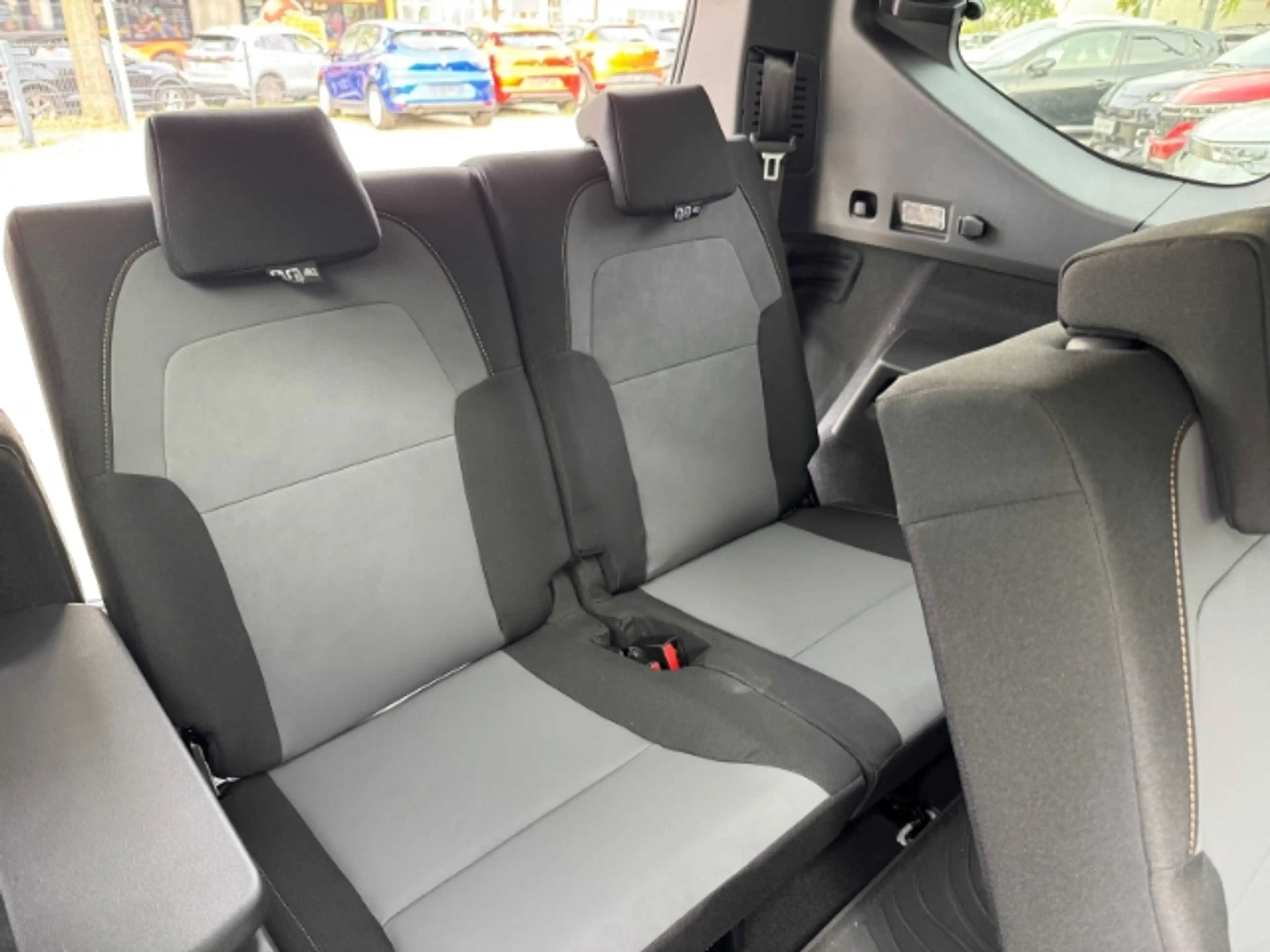 Dacia Jogger Extreme+ 1.0 TCe LPG 7-Sitzer — photo 13
