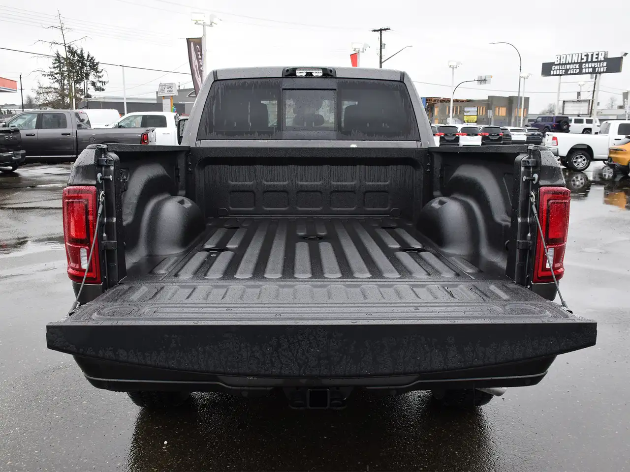 RAM 3500 снимка RAM 3500