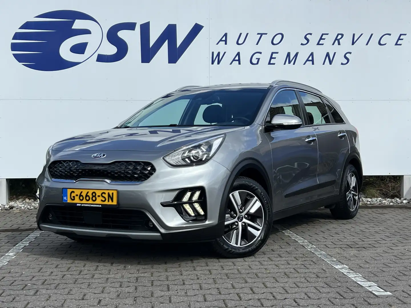 Kia Niro 1.6 GDi Hybrid DynamicLine | Navi | Camera | DAB | Grau - 1