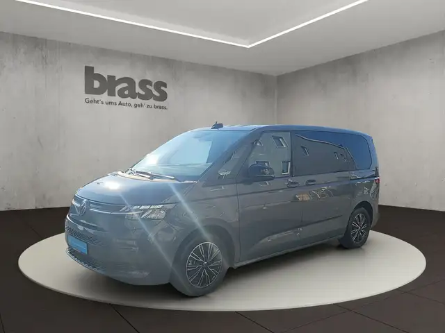 Volkswagen T7 Multivan T2.0 Multivan TSI OPF Life