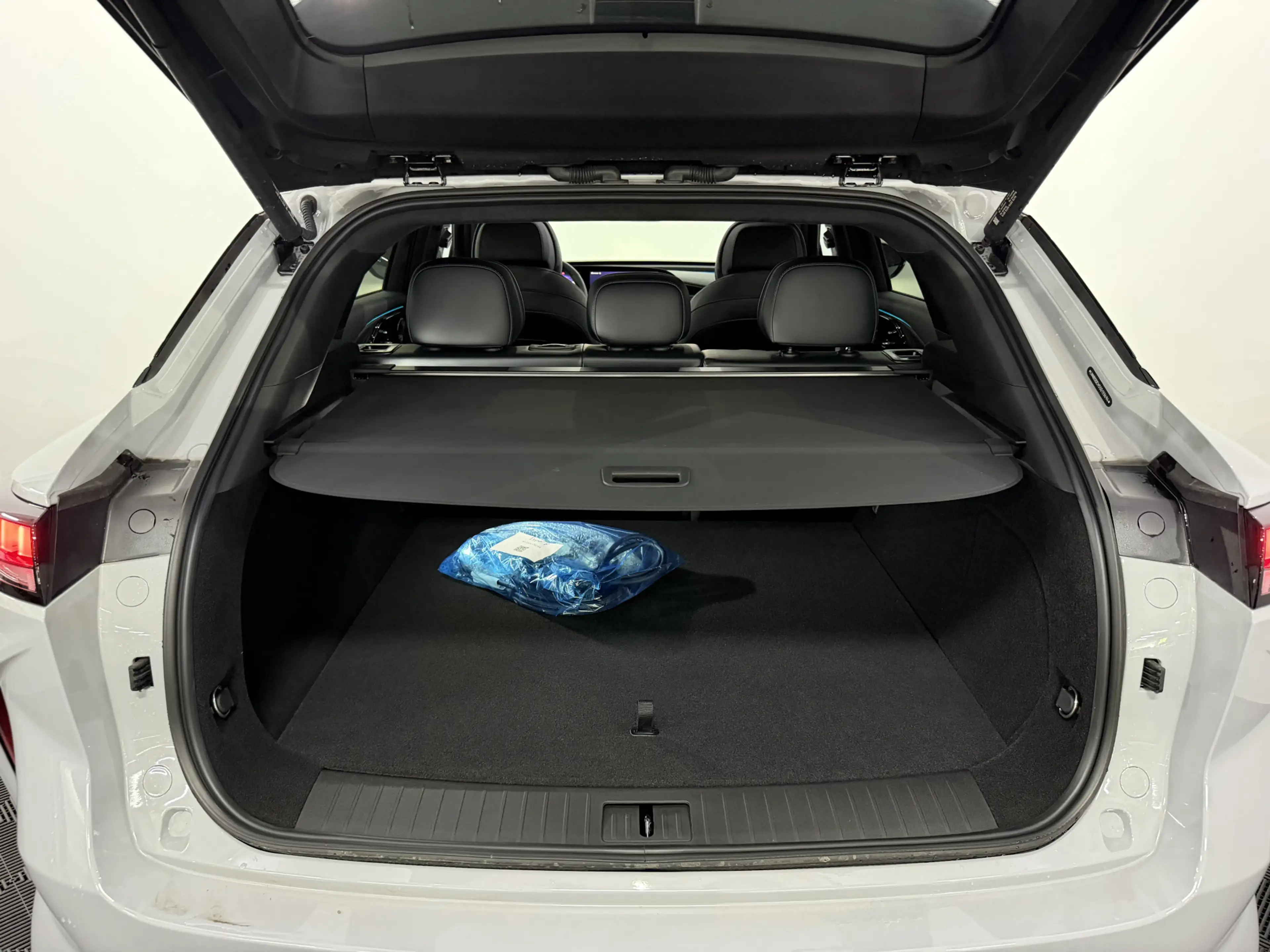 Omoda 9 1.5T-GDi SHS-P Premium 5p AWD Direct Leverbaar, 53 — photo 37