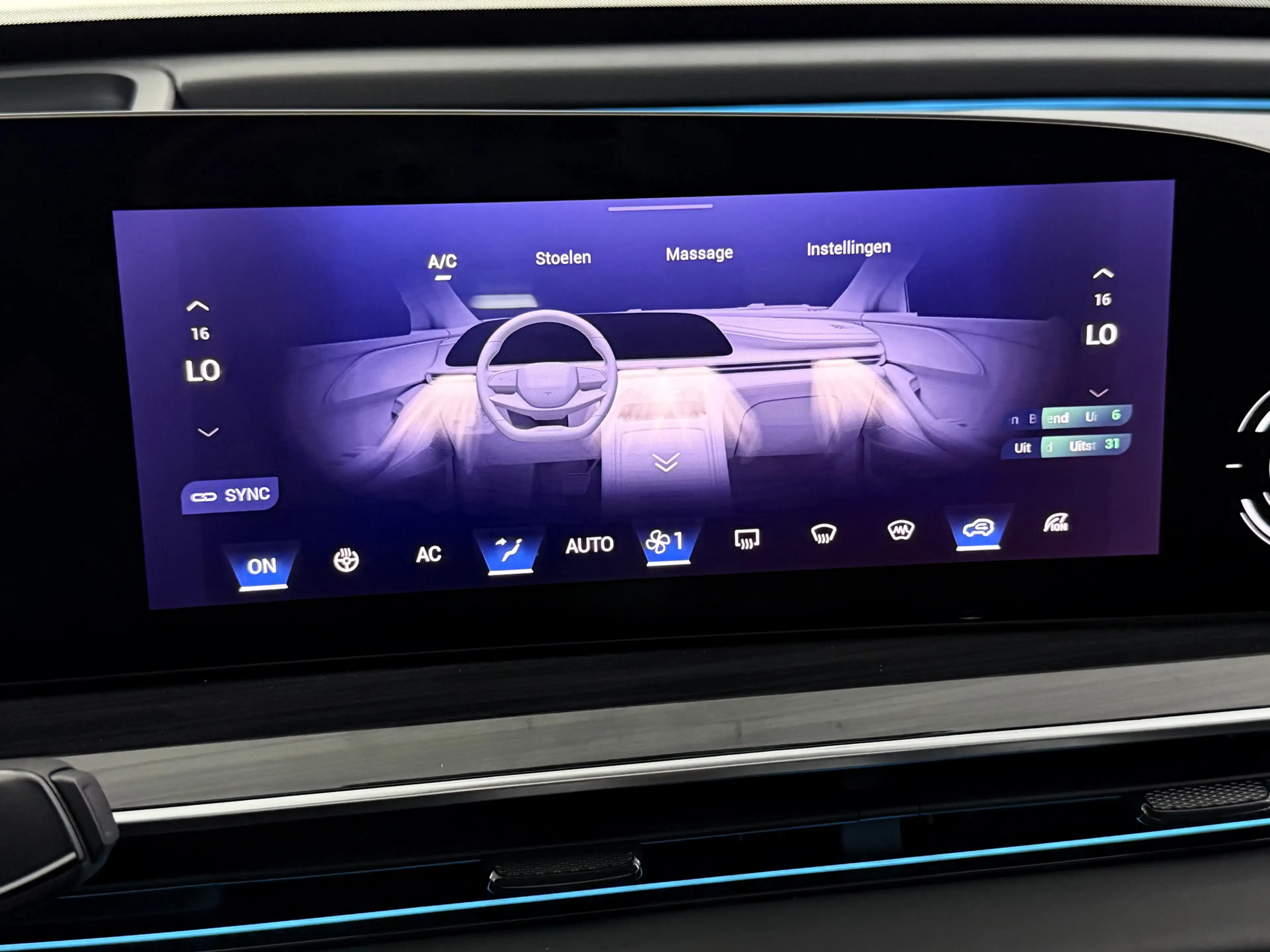 Omoda 9 1.5T-GDi SHS-P Premium 5p AWD Direct Leverbaar, 53 — photo 28