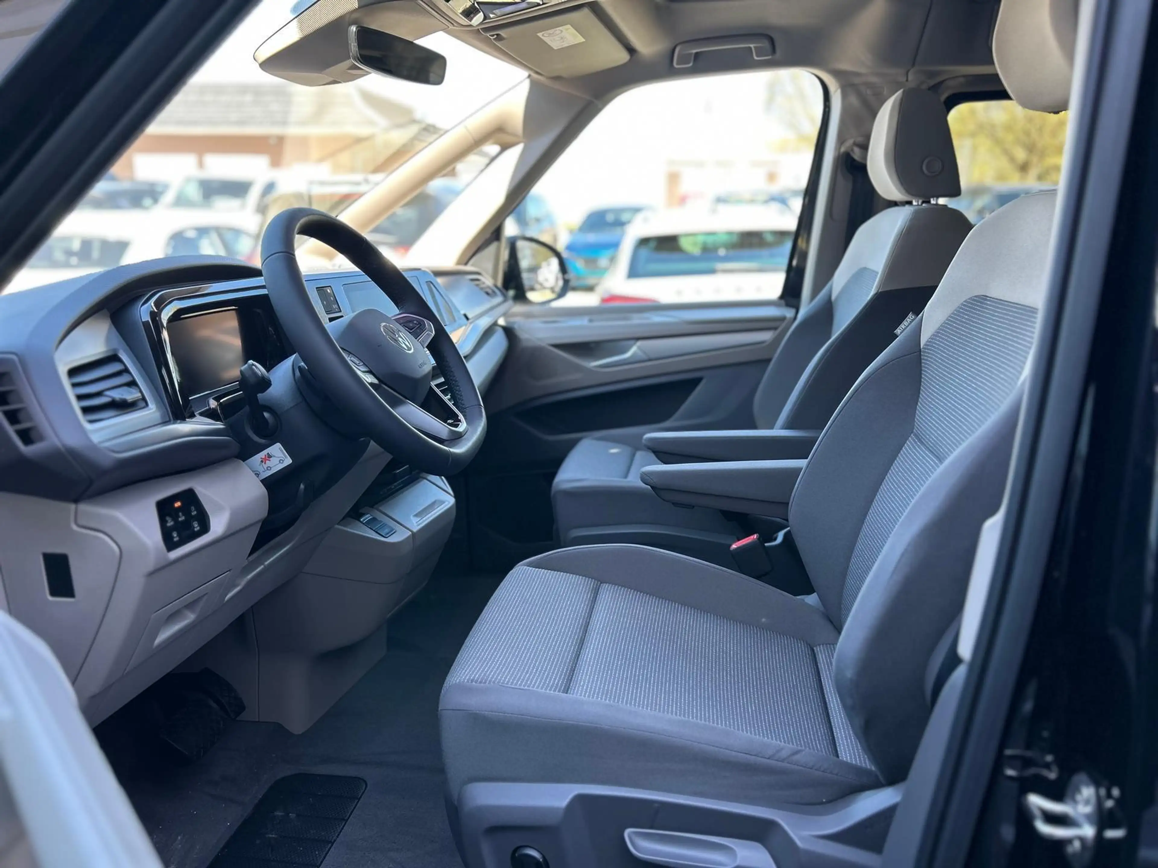 Volkswagen T7 California Beach LÜ 130 kW (177 PS), Automatik, Allrad — photo 12