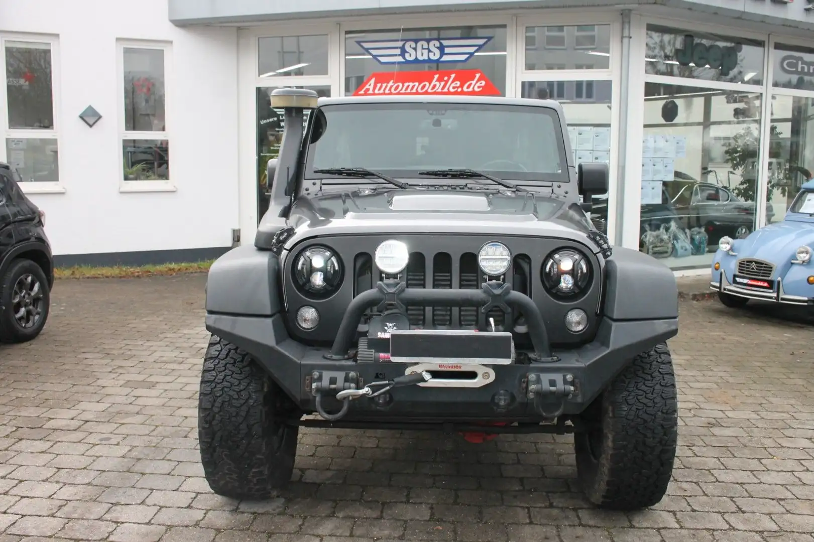 Jeep Wrangler / Wrangler Unlimited Rubicon Gris - 2