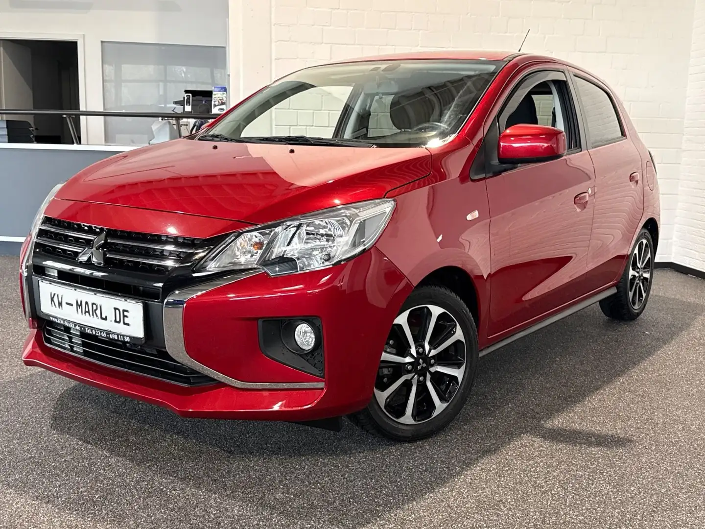 Mitsubishi Space Star Select+ AUTOM. KLIMA SITZH. ALLWETTER Rouge - 1