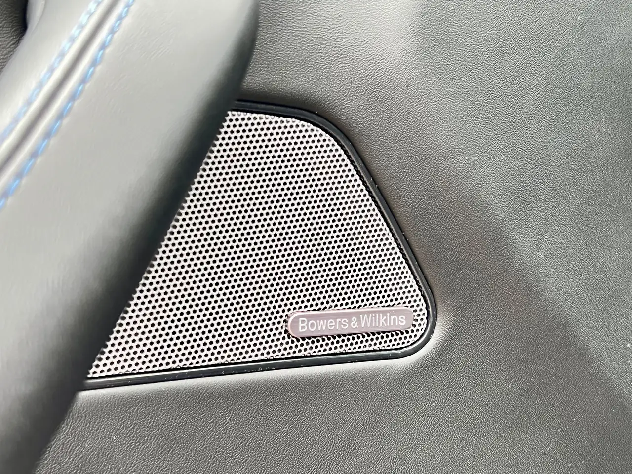 Maserati Levante 2021 — фото 18