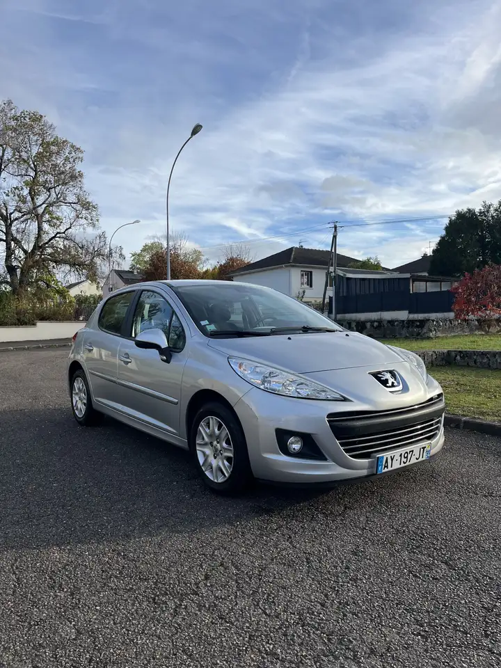 Peugeot 207 1.6 HDi 92ch