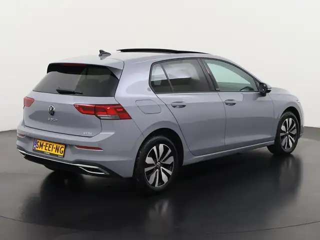 Volkswagen Golf view 5