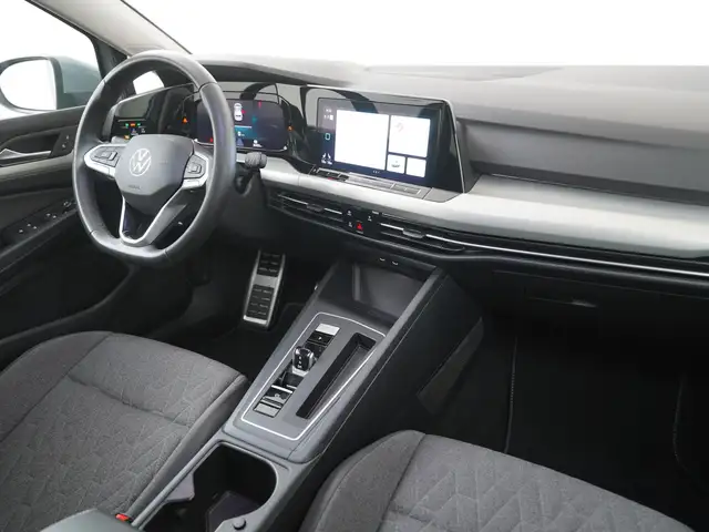 Volkswagen Golf view 2