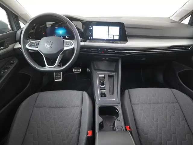 Volkswagen Golf view 6