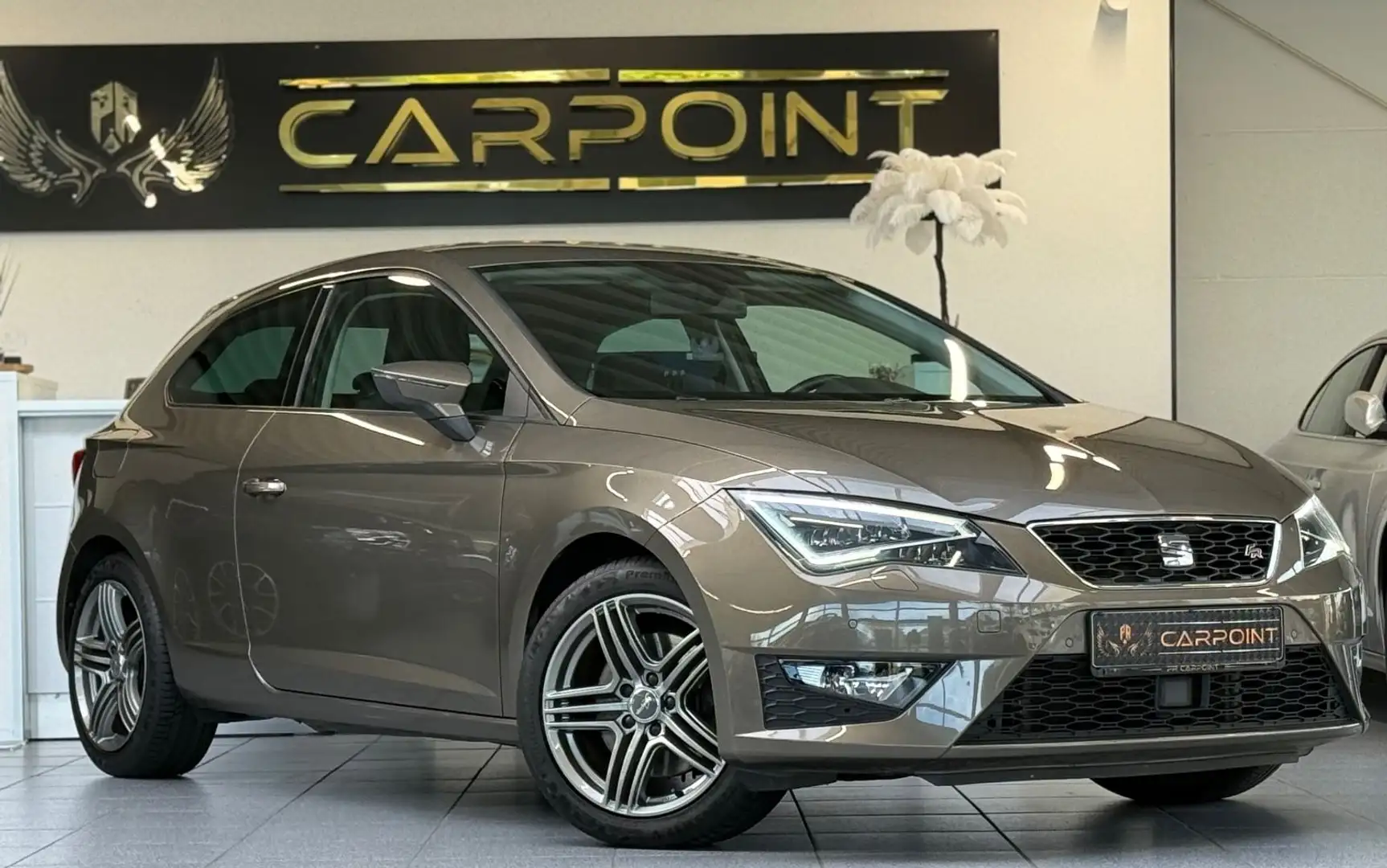SEAT Leon SC FR 1.8 TSI/LED/Leder/ACC/Navi/Sound/BT Braun - 1