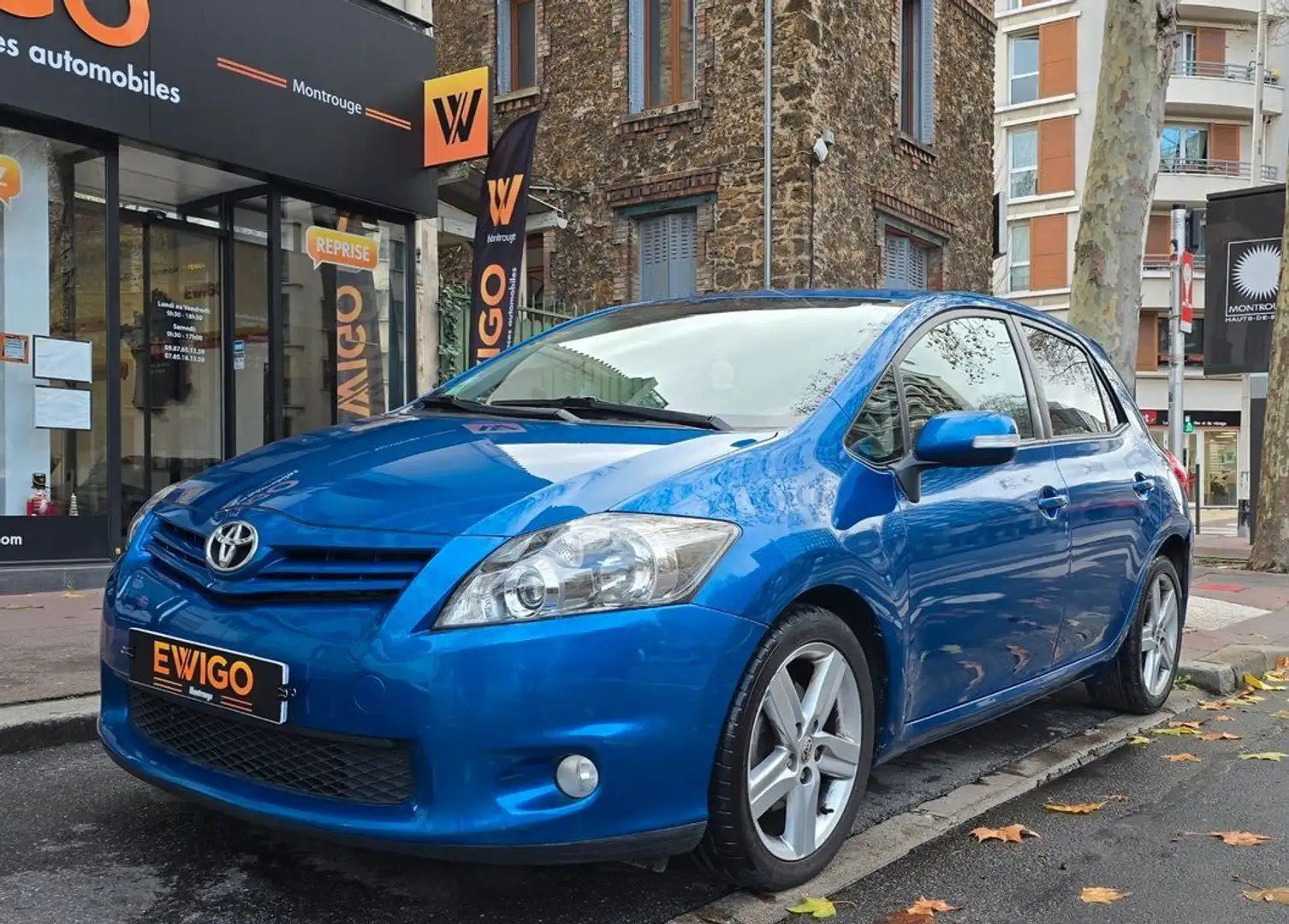 Toyota Auris 2.0 d4d 125 sport line Bleu - 1