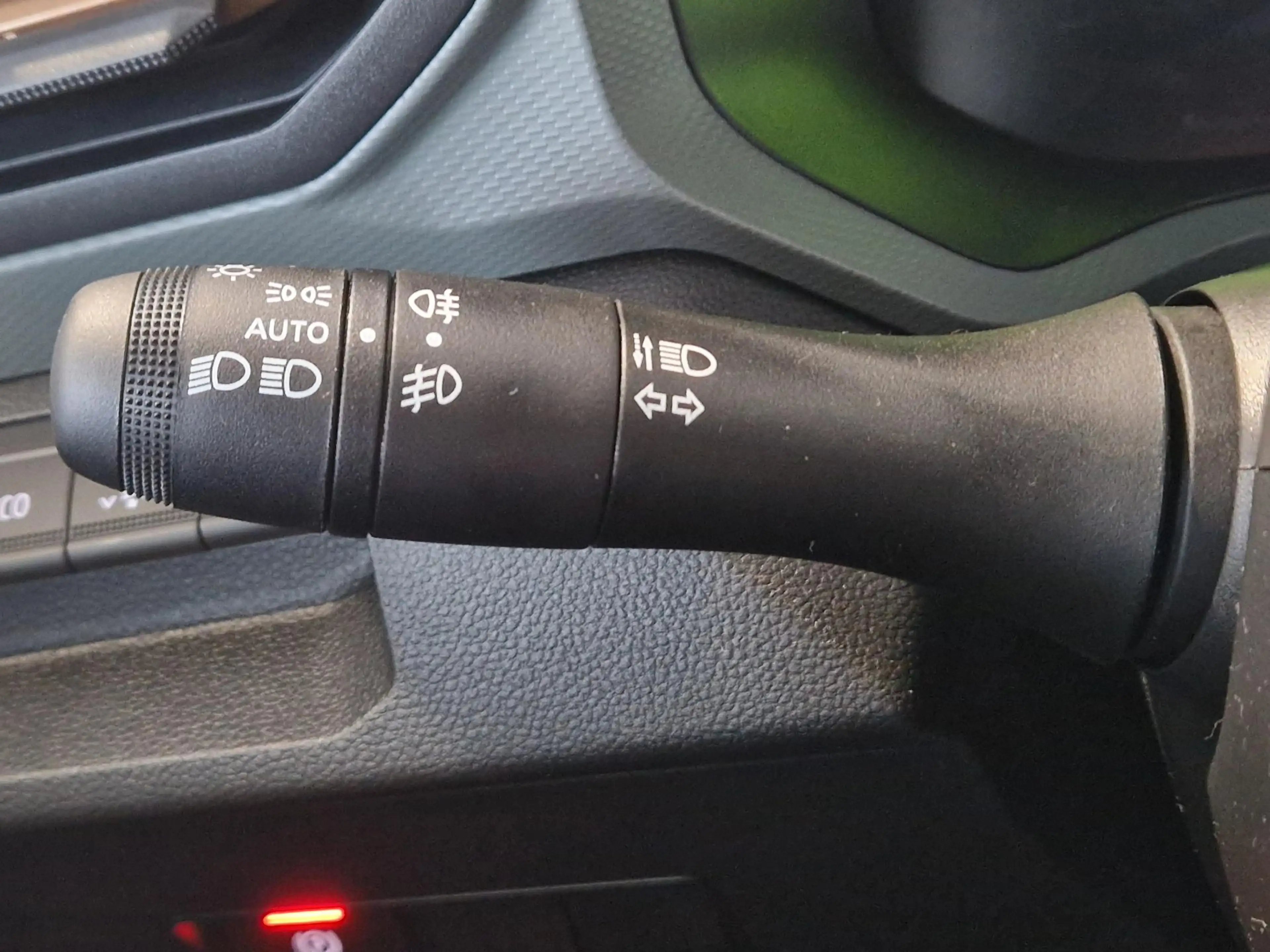 Dacia Duster 1.8 hybrid 155 extreme NIEUW VOORRAADKORTING PRIJS — photo 22