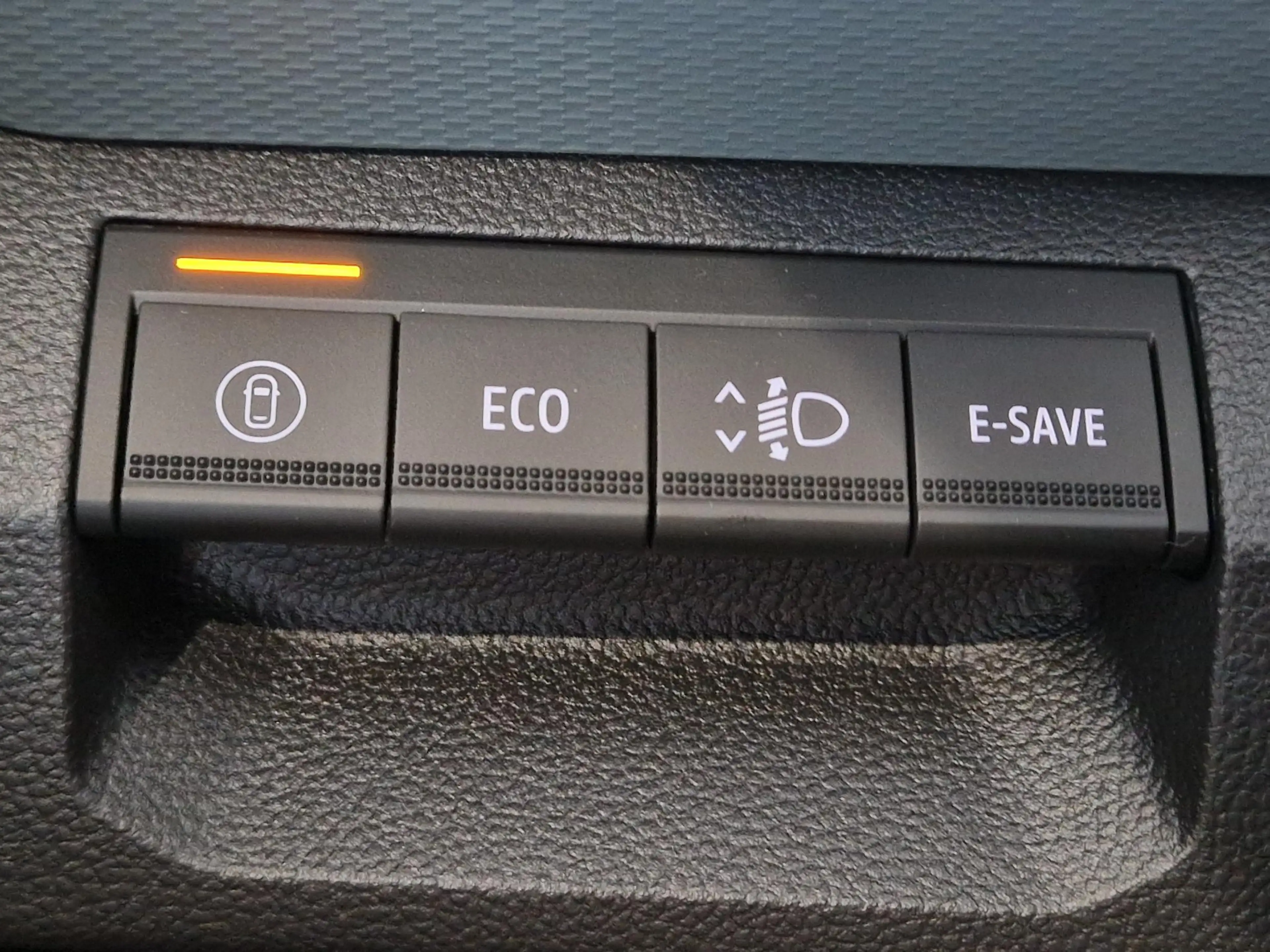 Dacia Duster 1.8 hybrid 155 extreme NIEUW VOORRAADKORTING PRIJS — photo 14