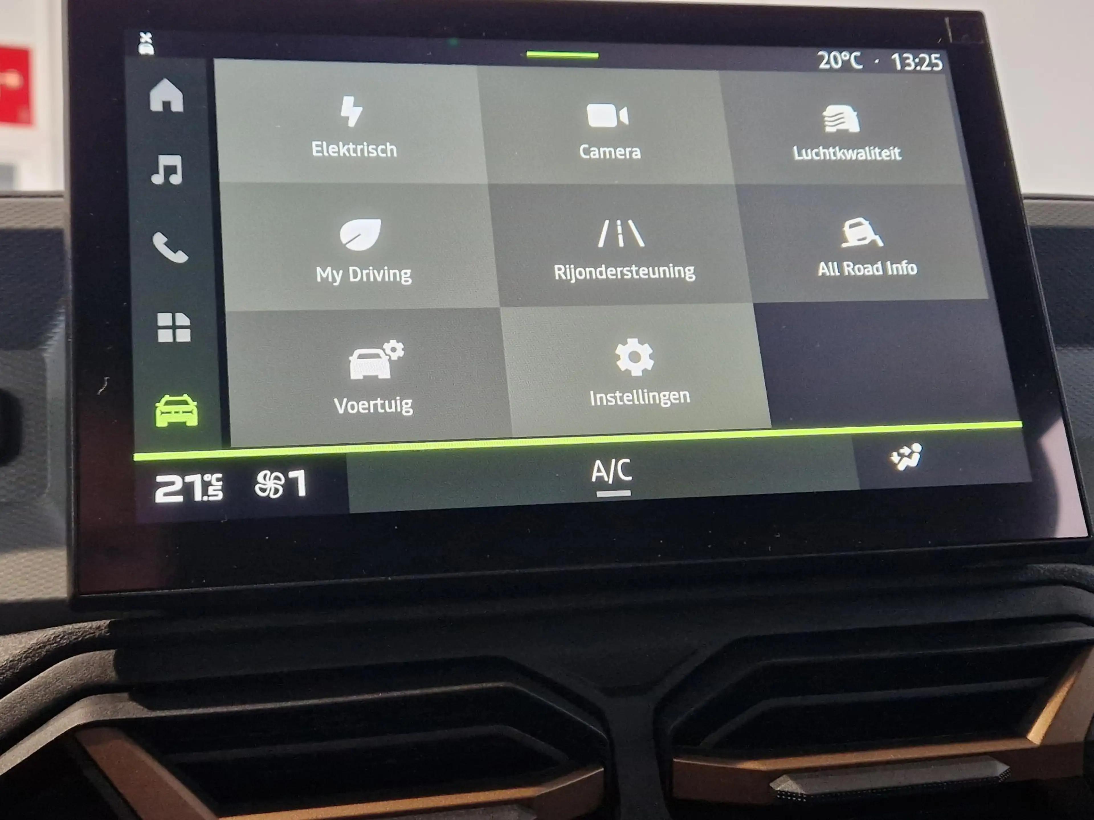 Dacia Duster 1.8 hybrid 155 extreme NIEUW VOORRAADKORTING PRIJS — photo 11