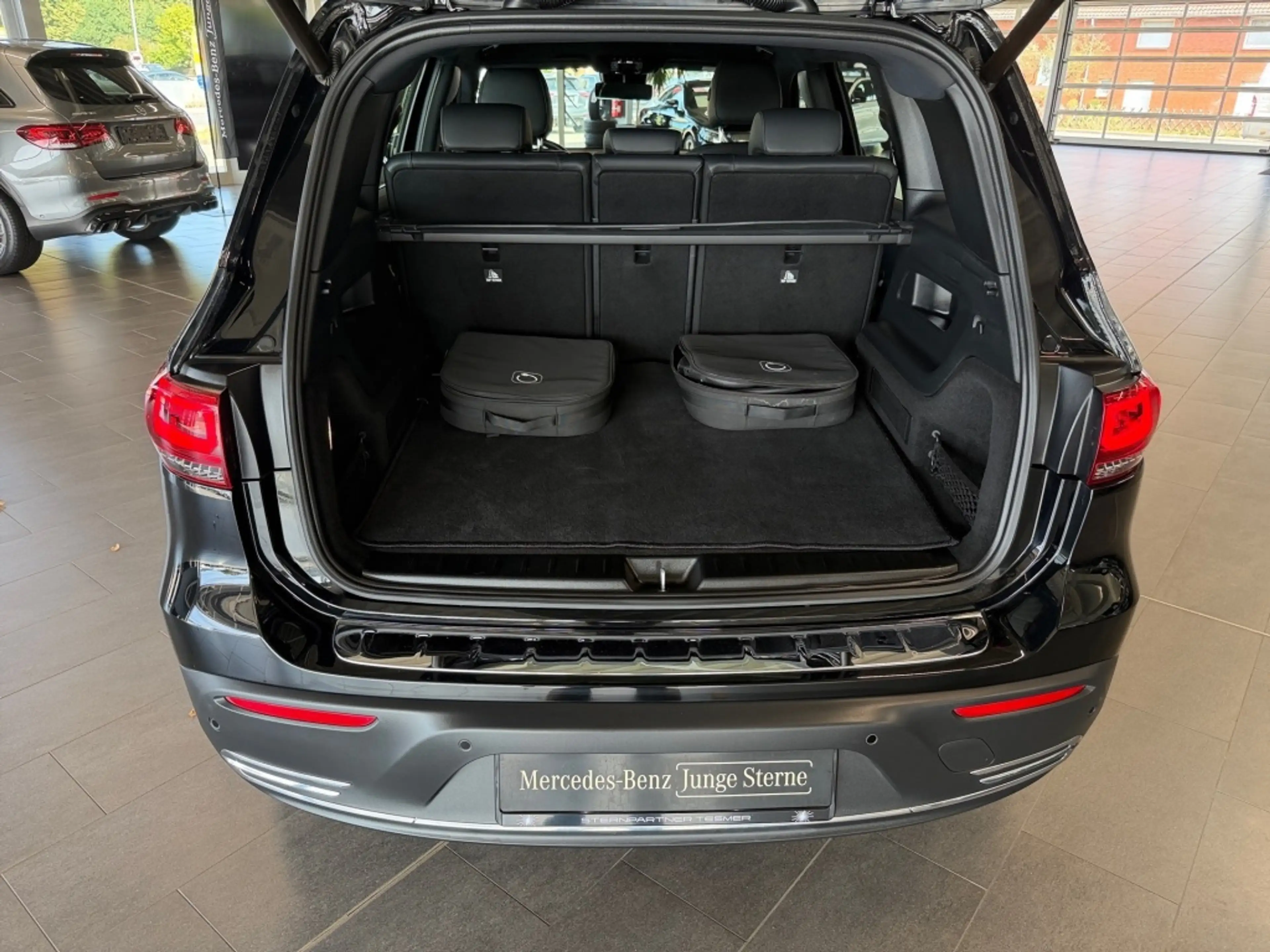 Mercedes-Benz EQB 250 PROGRESSIVE+MBUX+TOTWINKEL+PDC+KAMERA — photo 12