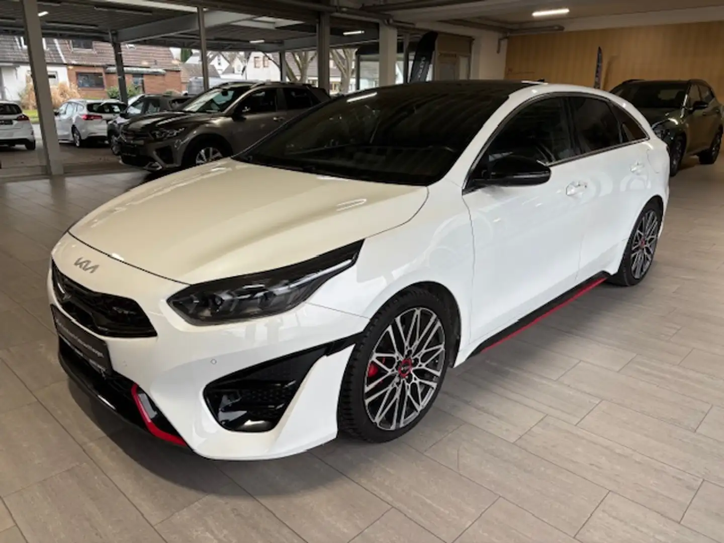 Kia ProCeed / pro_cee'd 1.6 T-GDI DCT7 OPF GT - 1