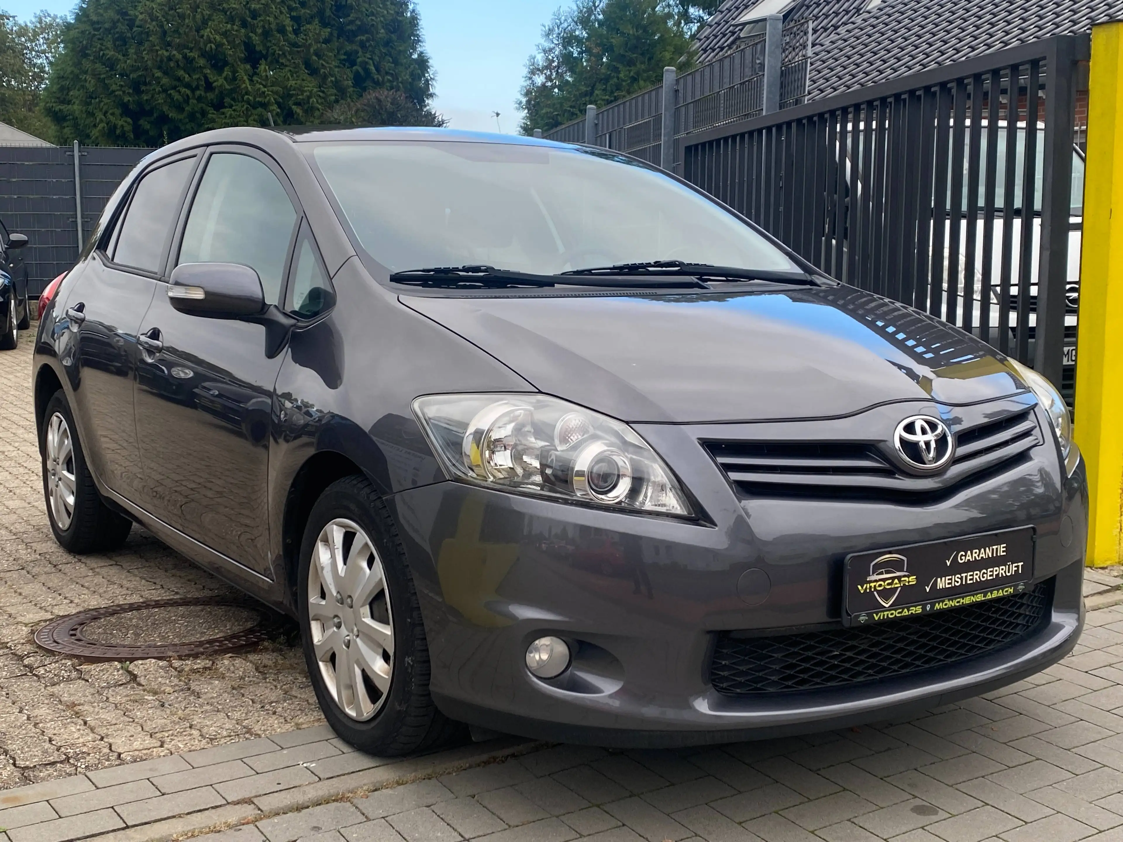 Toyota Auris Club | ab 4,99% | Garantie | 2.Hand | — photo 4
