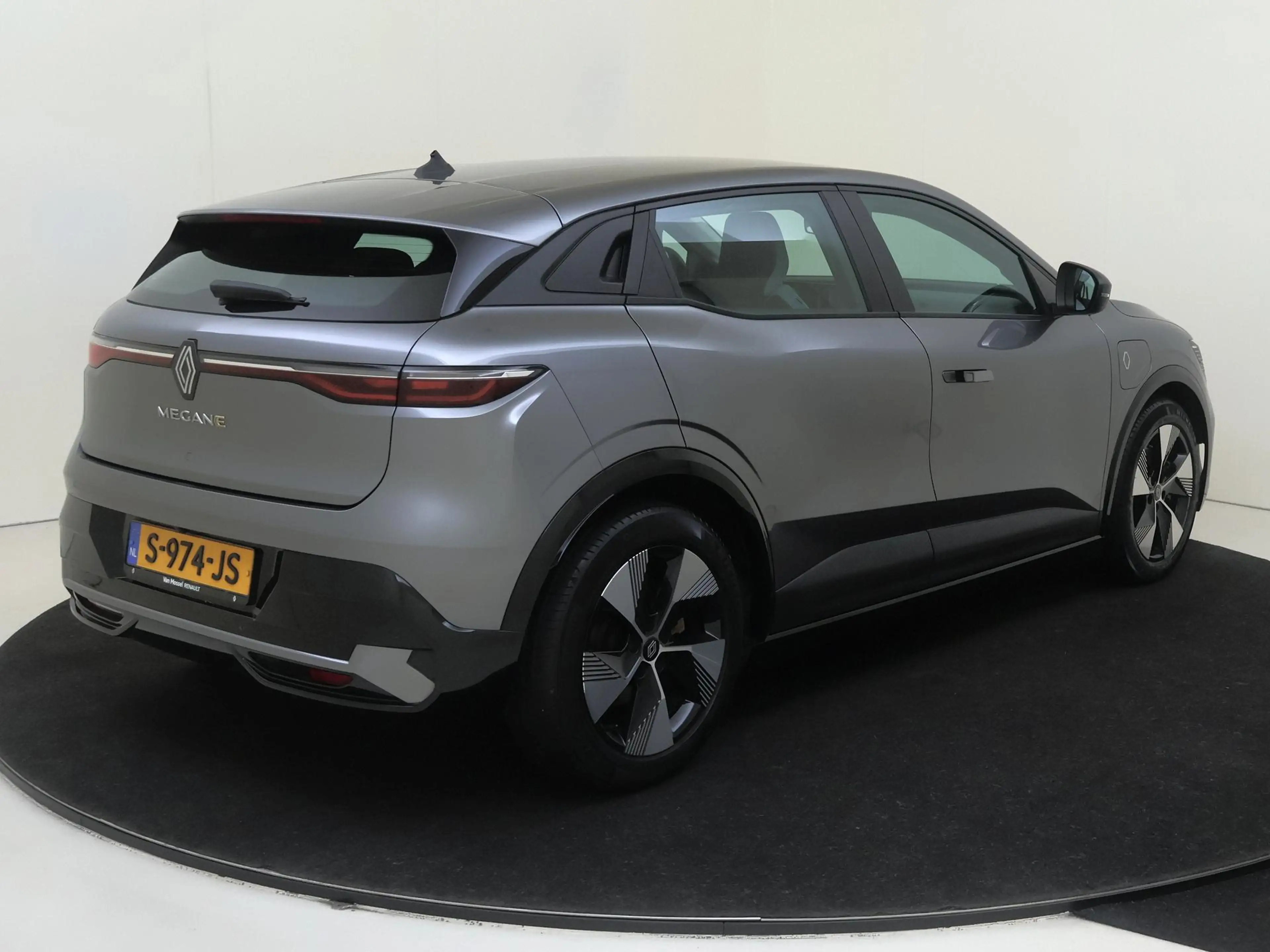 Renault Megane E-Tech EV60 Optimum Charge Evolution | Carplay | Airco | — photo 4