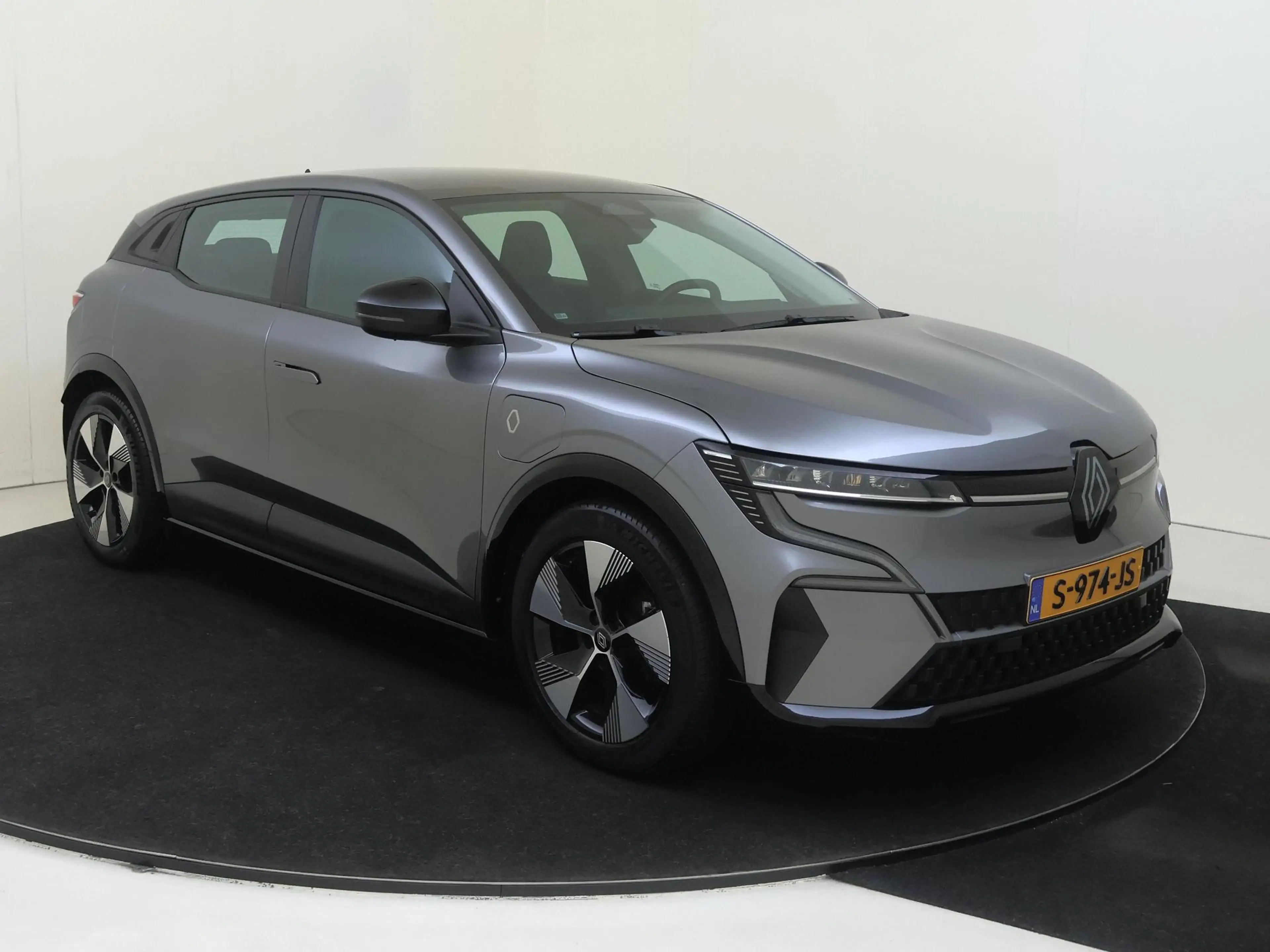 Renault Megane E-Tech EV60 Optimum Charge Evolution | Carplay | Airco | — photo 2
