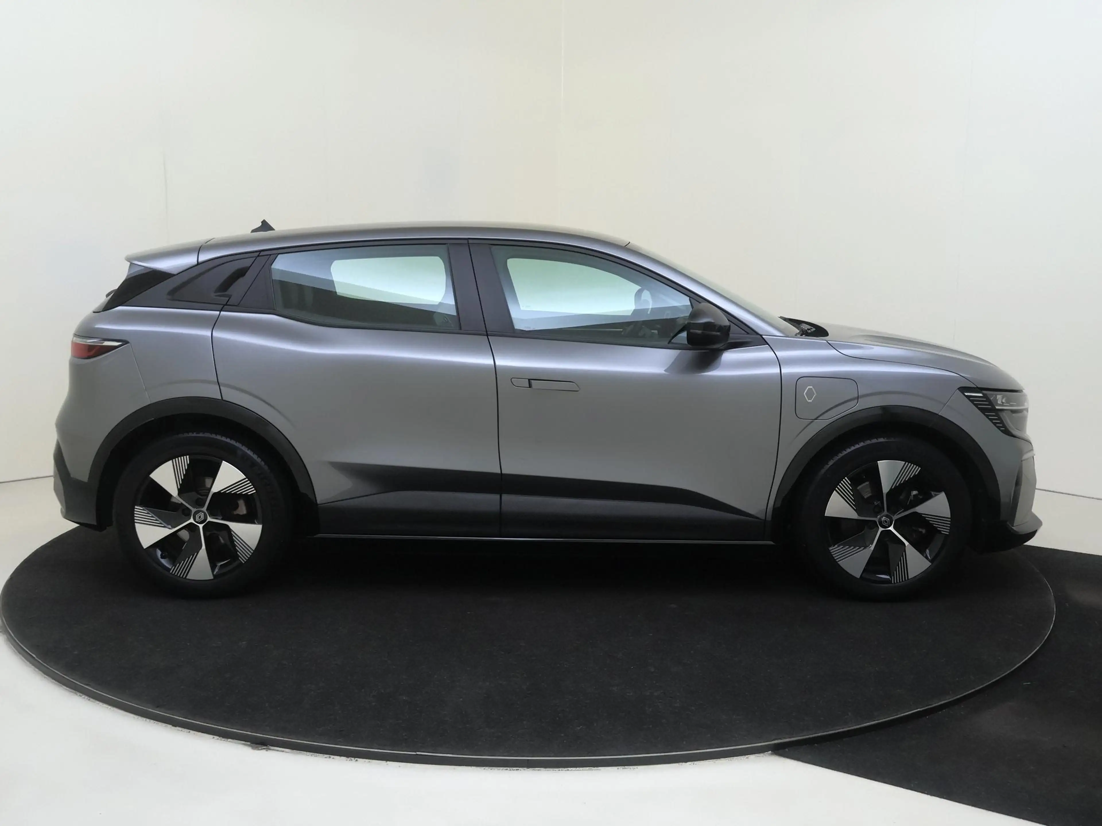 Renault Megane E-Tech EV60 Optimum Charge Evolution | Carplay | Airco | — photo 9