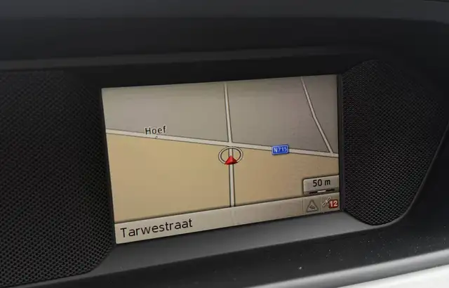 Mercedes-Benz C-Class view 12