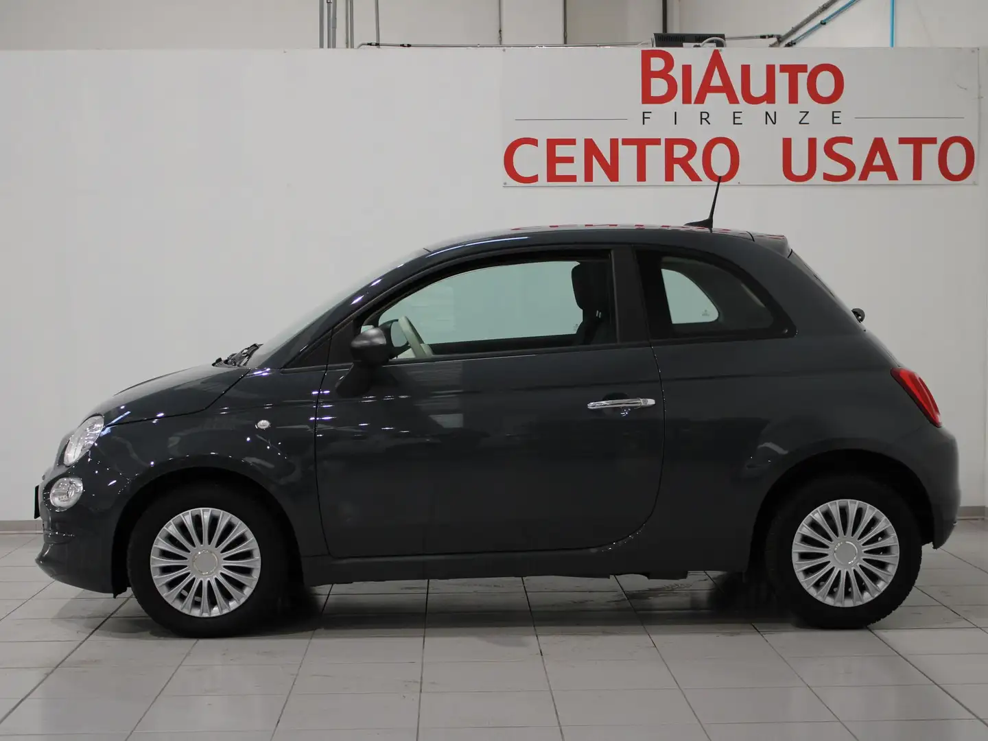 Fiat 500 1.0 Hybrid Cult Gri - 2