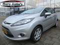 Ford Fiesta 1.25 ghia 5 deurs airco ecc ,elek pakket Grau - thumbnail 1