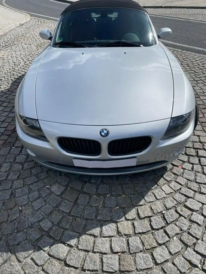 BMW Z4 Z4 e85 roadster 2.2i Silber - 2
