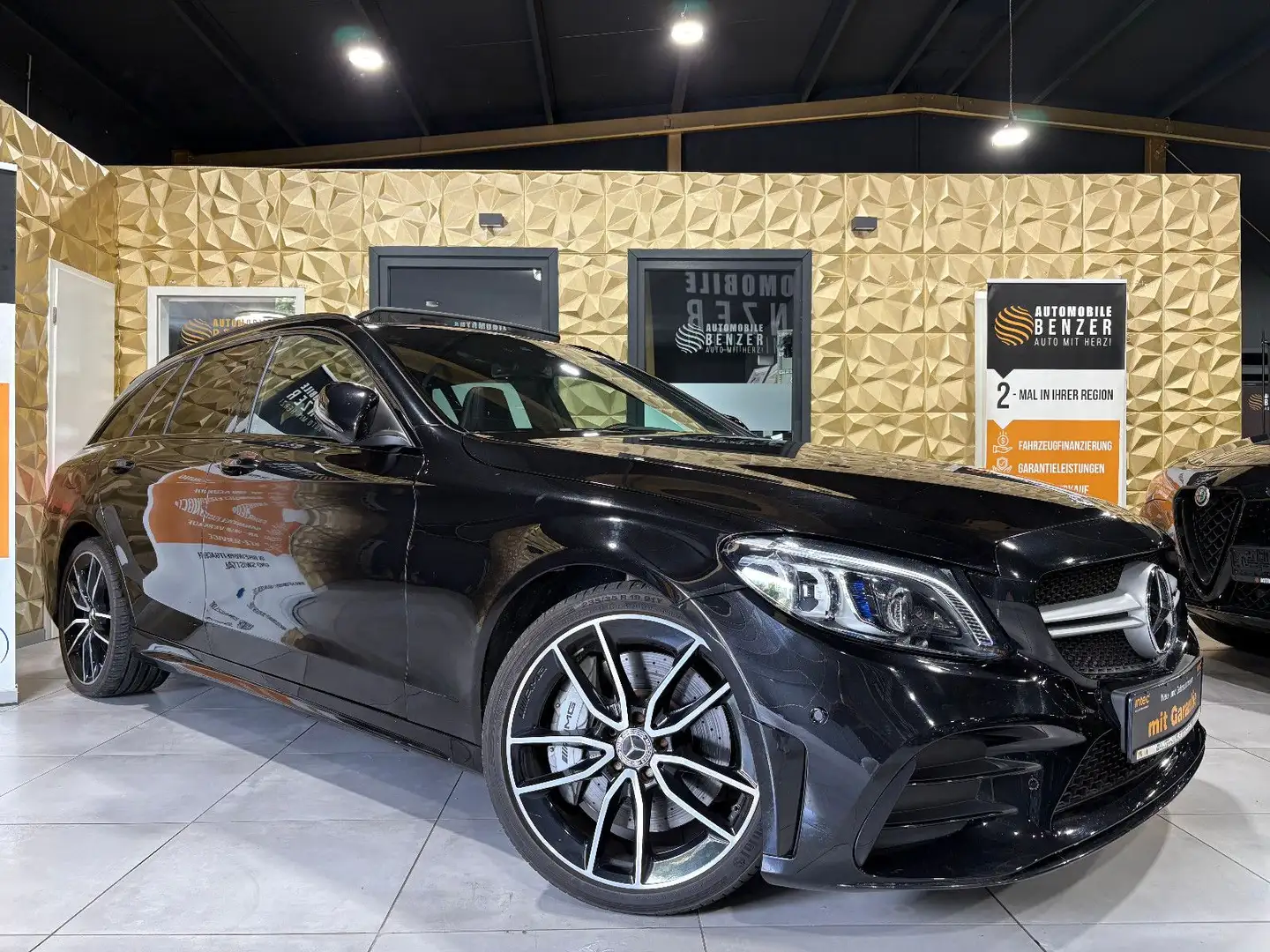 Mercedes-Benz C 43 AMG T AMG 4Matic/PANO/APPLE/NAVI/ALCANTARA/SHZ Zwart - 1