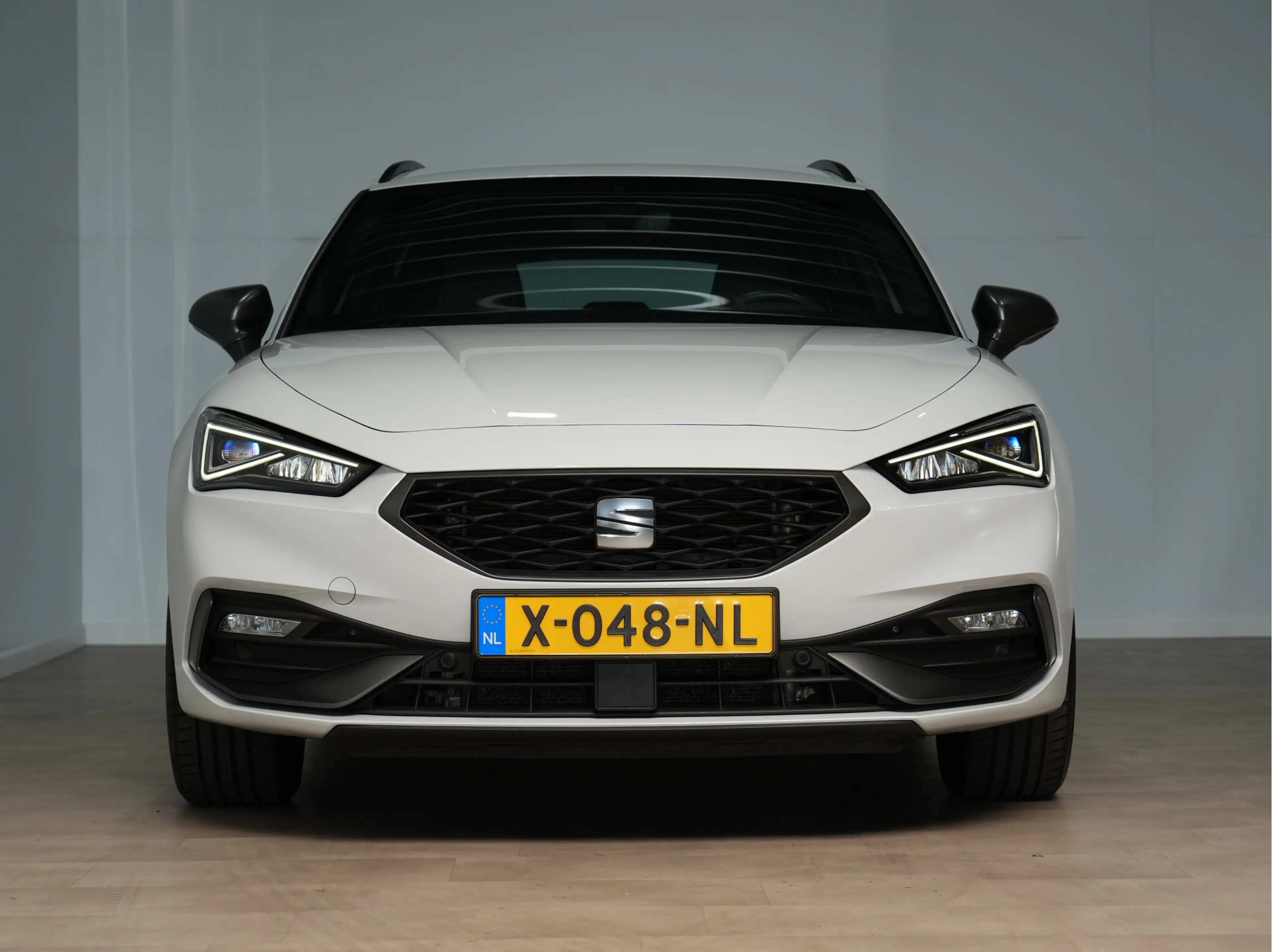 SEAT Leon e-Hybrid Sportstourer 1.4 TSI eHybrid PHEV FR Business Inte — photo 2
