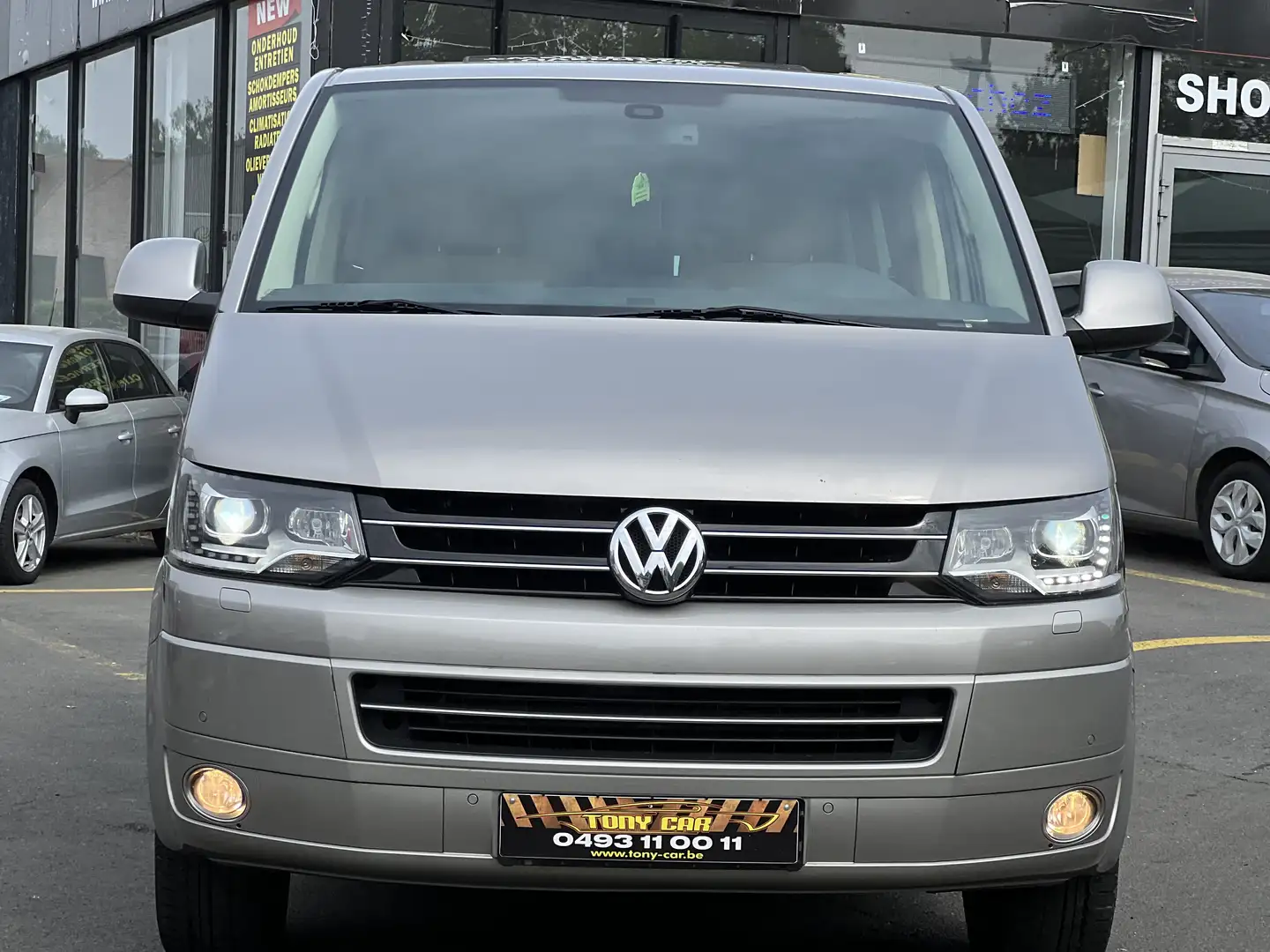 Volkswagen T5 Multivan 2.5 TDi Highline Tiptronic*DSG*6PL*CUIR*NAVI*BT* Gris - 1