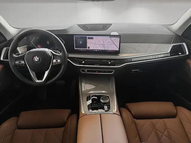 BMW X5 view 9