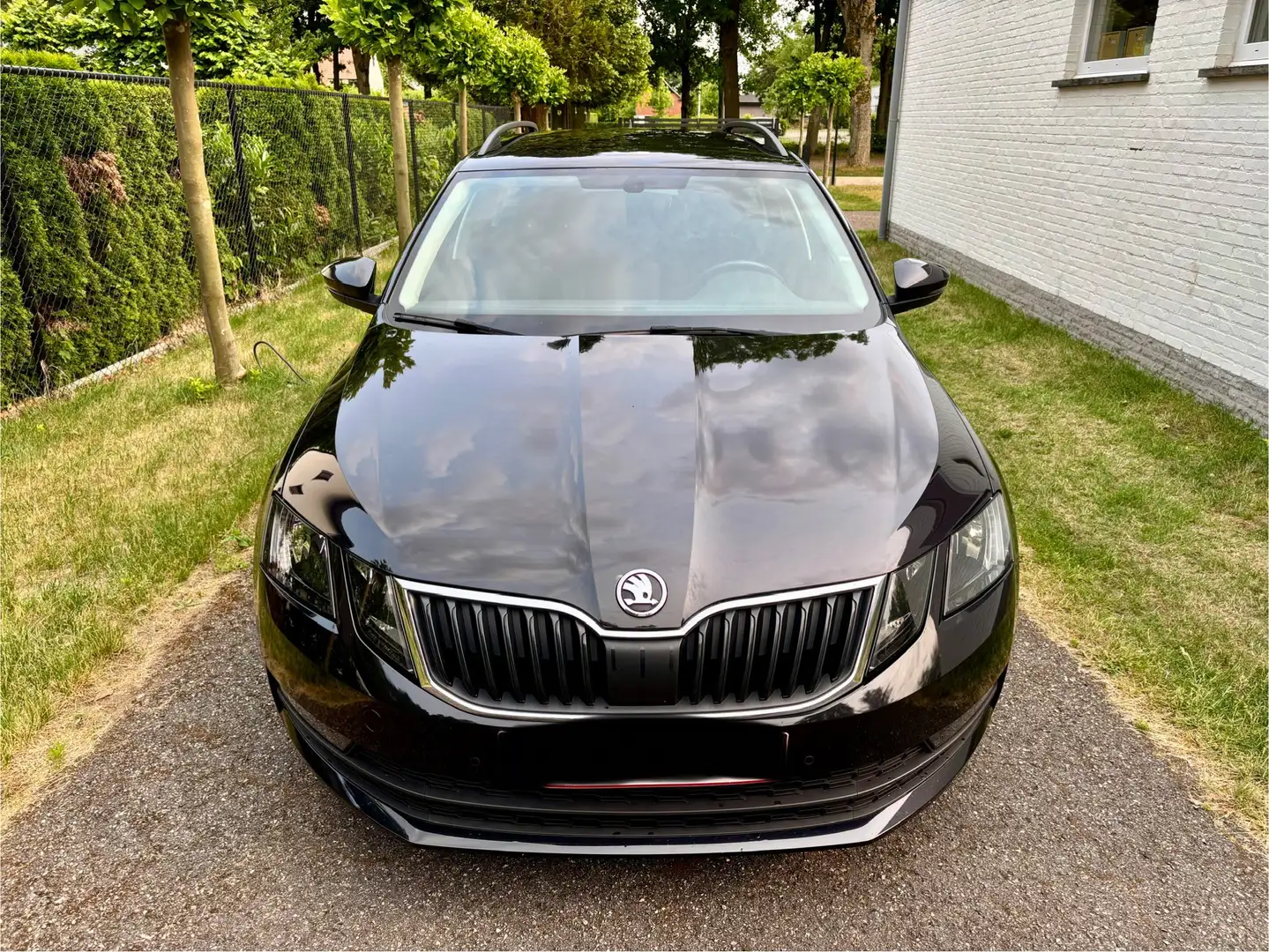 Skoda Octavia Combi 1.6 TDI DSG Ambition - 2