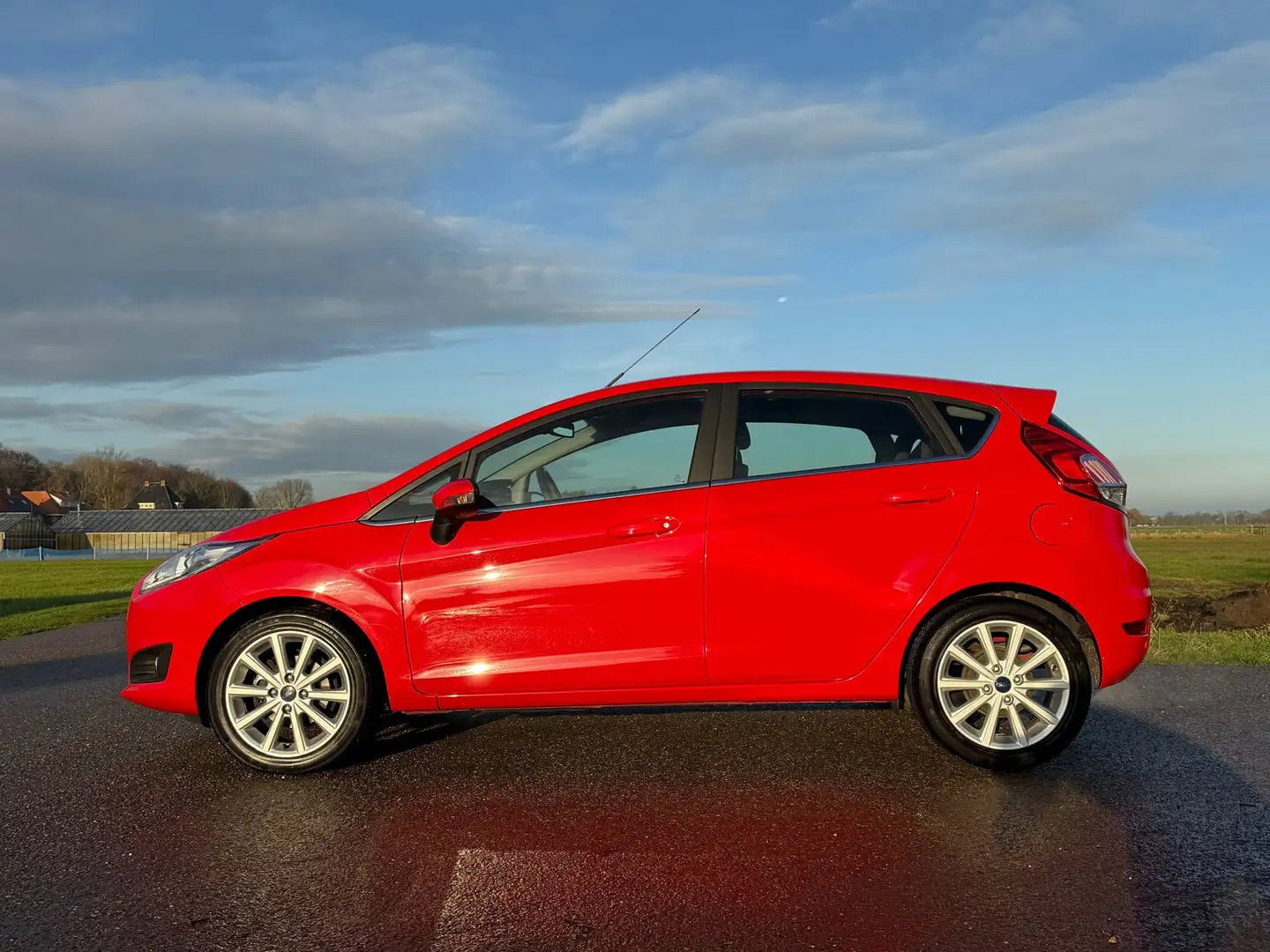 Ford Fiesta 1.0 EcoBoost Titanium Automaat | 1e Eigenaar | Nav Rouge - 2
