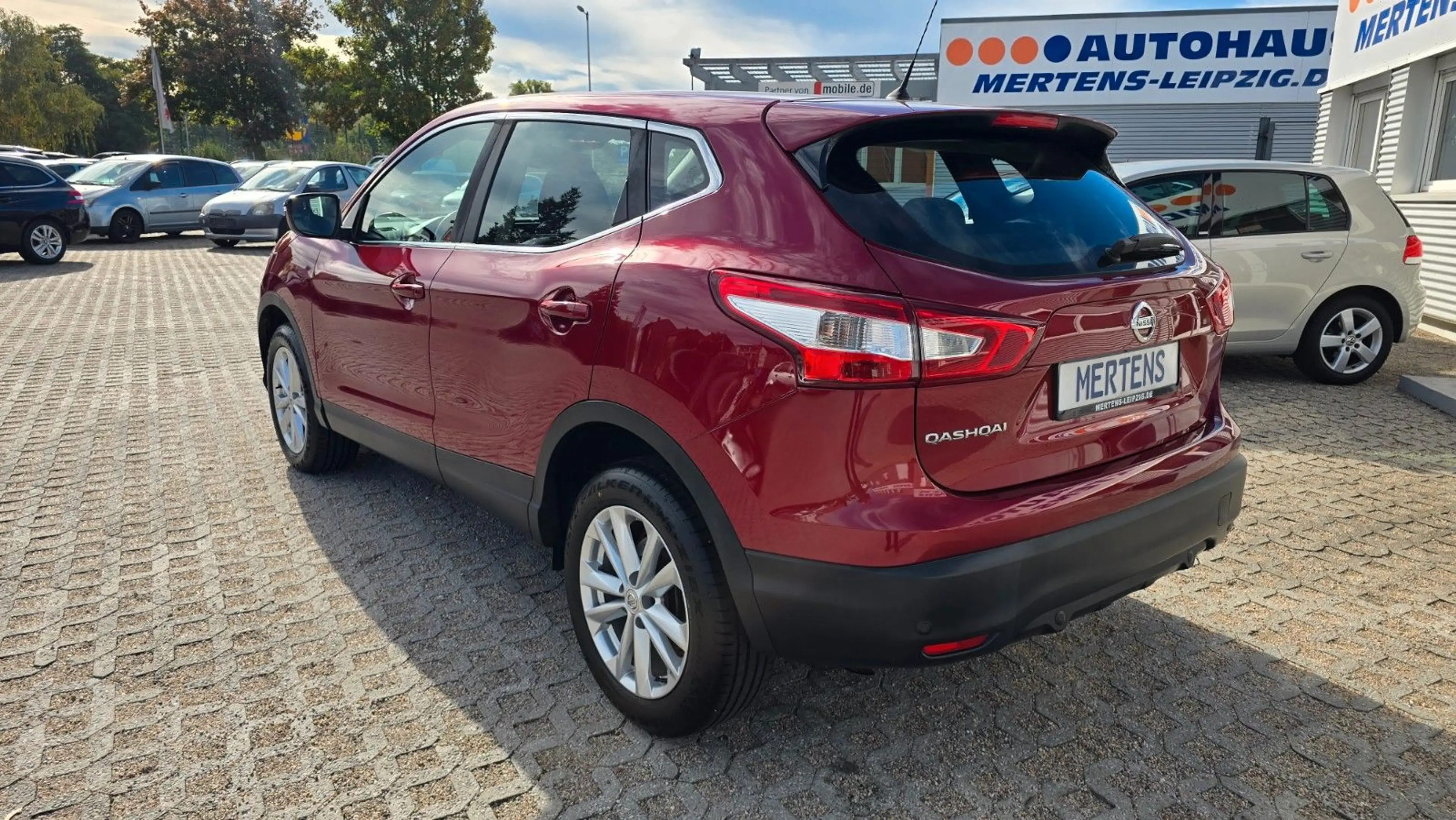 Nissan Qashqai Acenta Automatik SHZ PDC BT TEL — photo 3